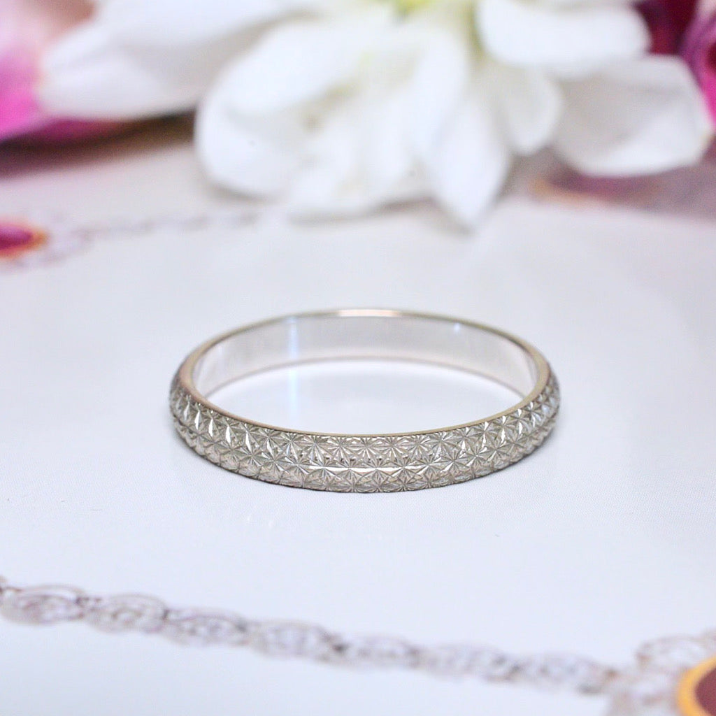 Vintage Italian 18ct White Gold Fancy Etched Band