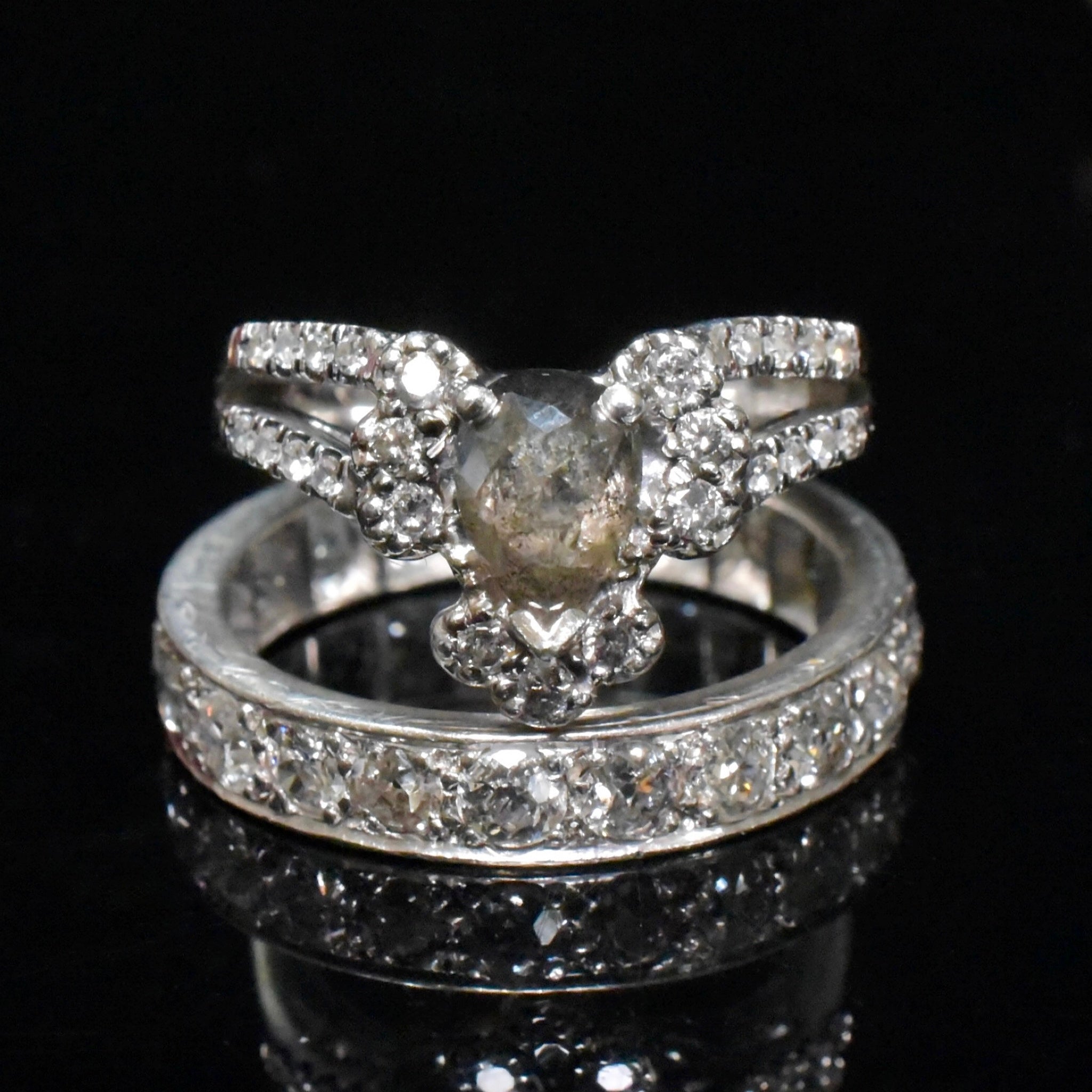 Outstanding Australian Designer Solid Platinum Salt & Pepper (1.06ct) Diamond Grey And White Diamond Ring - TDW 1.51ct Niche Australian Jewellery Designer ‘MANIA MANIA’ Sydney