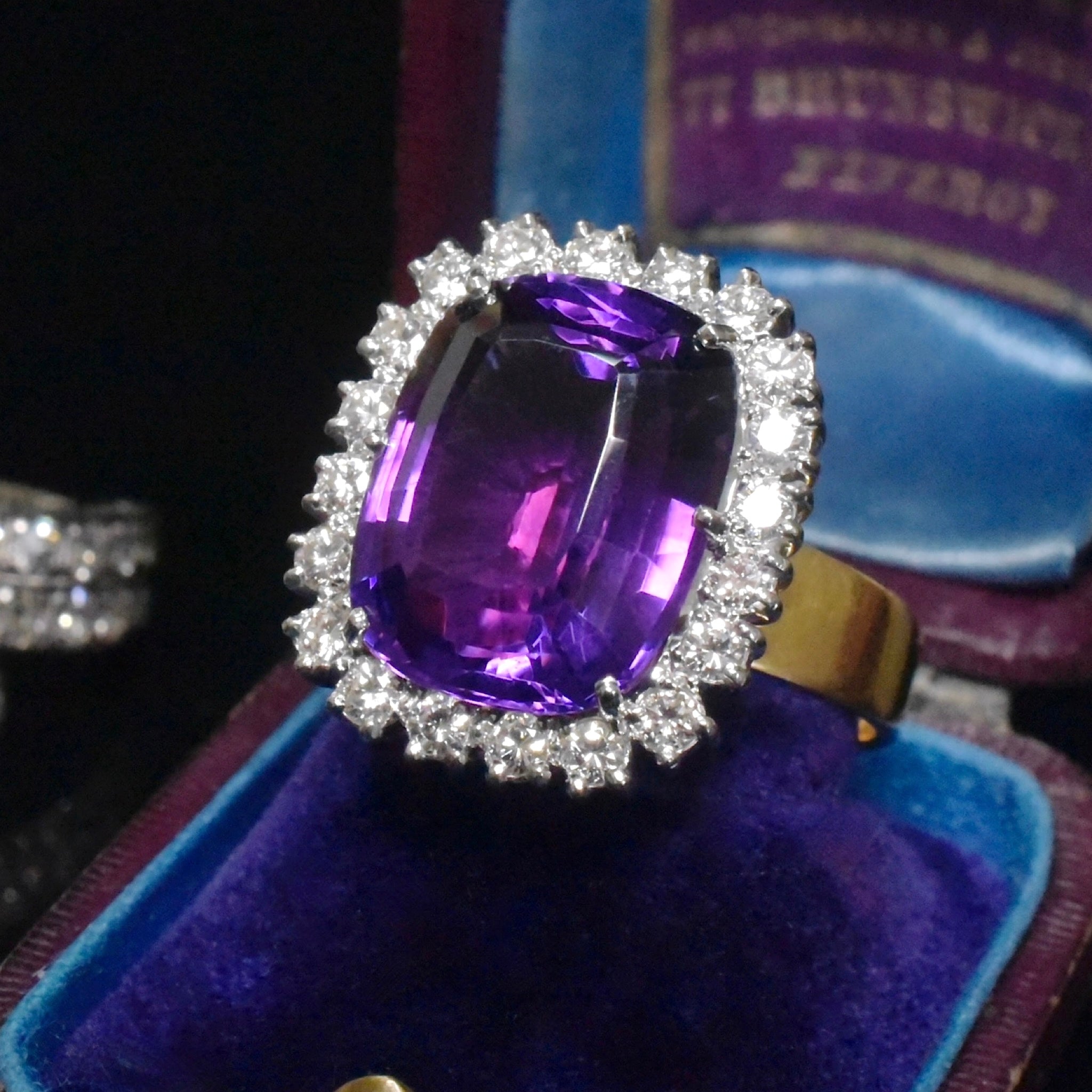 Outstanding 18ct Yellow Gold Amethyst And Diamond Ring
