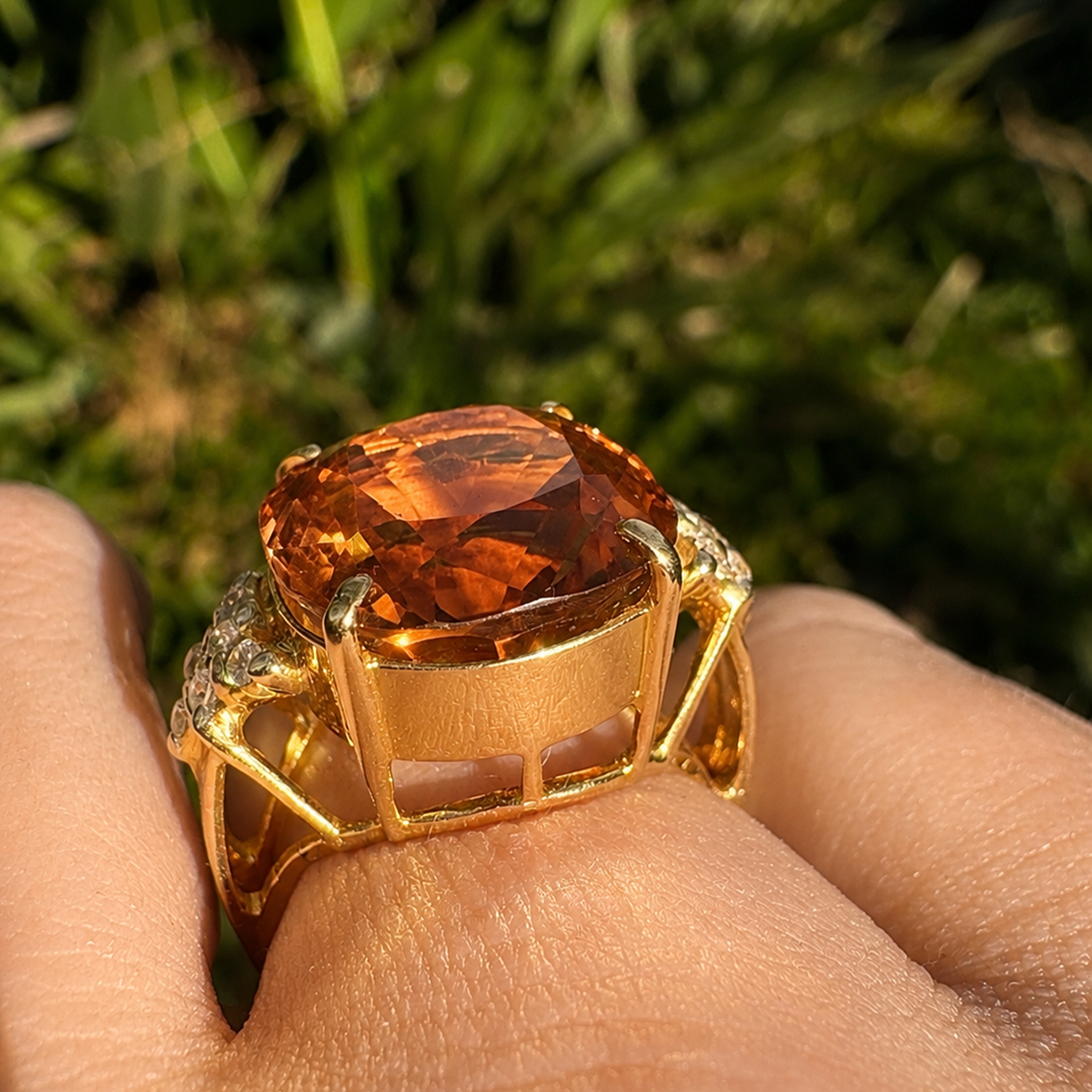 Contemporary 16ct Yellow Gold 11.49ct Imperial Topaz and Diamond Ring With an Independent Gemmological Valuation for $13,650 AUD