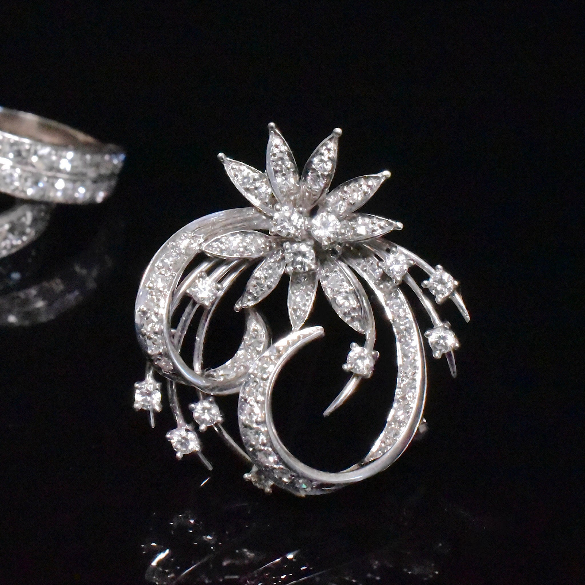 Estate Vintage 18ct Gold And Diamond Daisy Floral Spray Brooch Circa 1950-60’s