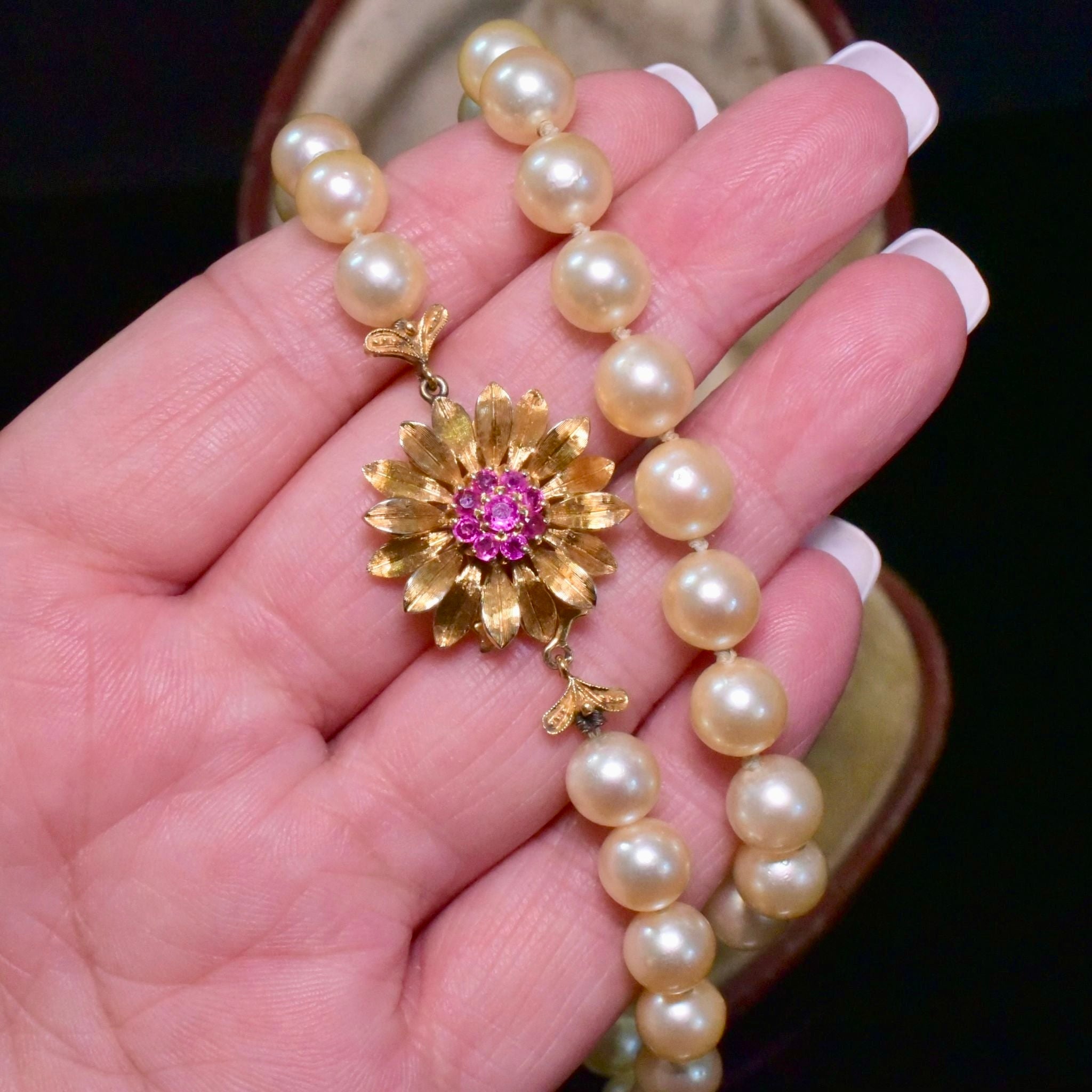 Estate 18ct Yellow Gold And Ruby Cultured Akoya Pearl Necklace