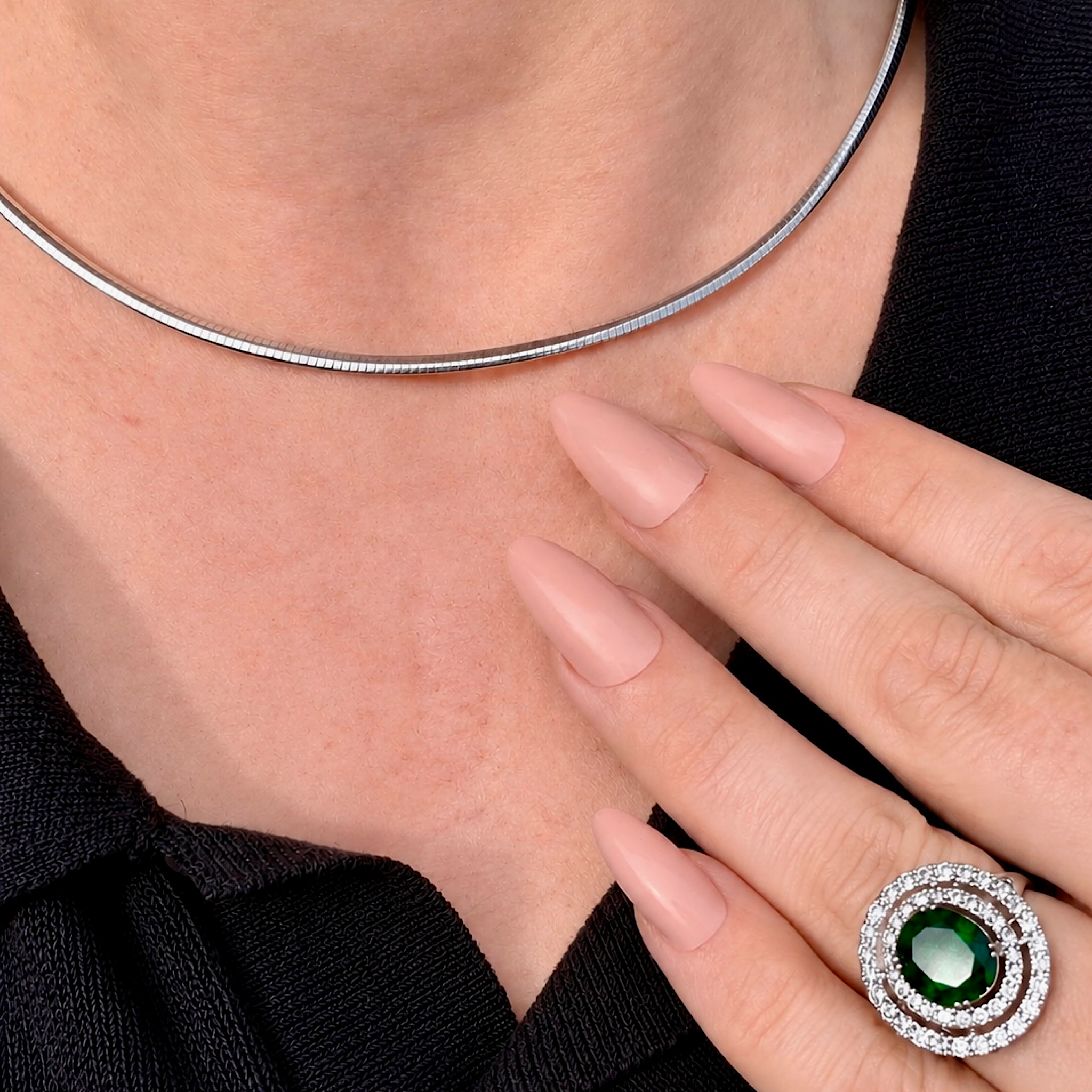 Contemporary 9ct White Gold Omega Chain - 42cm