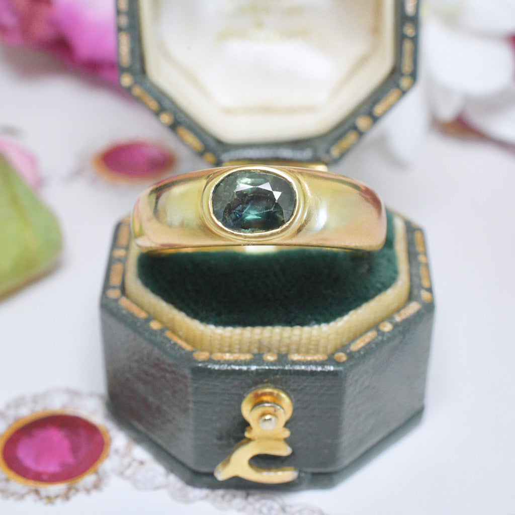 Modern 18ct Yellow Gold ‘Parti’ Sapphire Ring