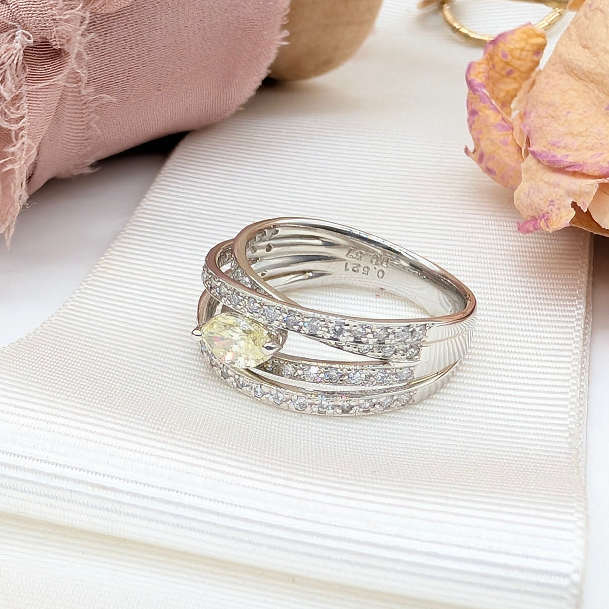 Stunning Modern Solid Platinum ‘Fancy Yellow' Diamond - (0.52ct) & White Diamond (0.57ct) Ring TDW 1.09ct Included In Purchase An Independent Valuation For $11,254 AUD