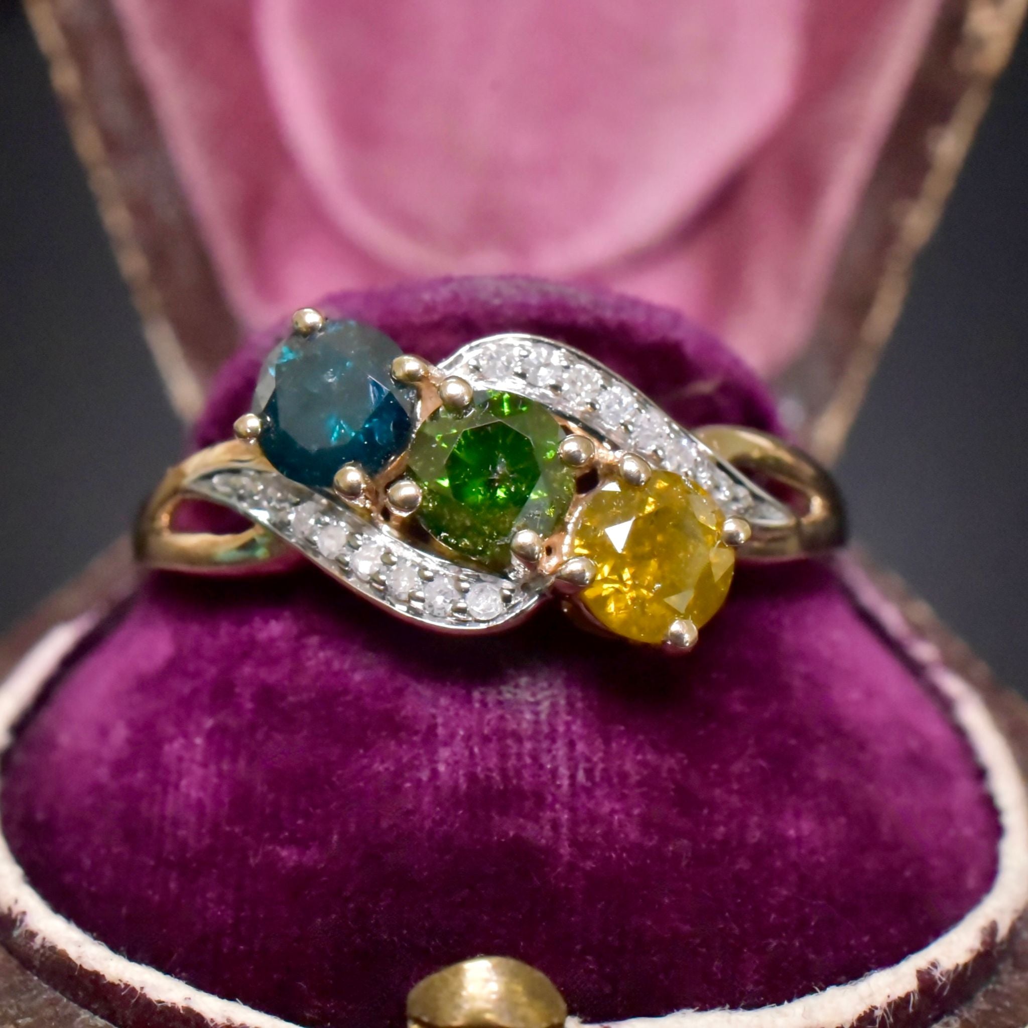 Stunning 10ct Yellow Gold Coloured (Enhanced) Diamond Ring