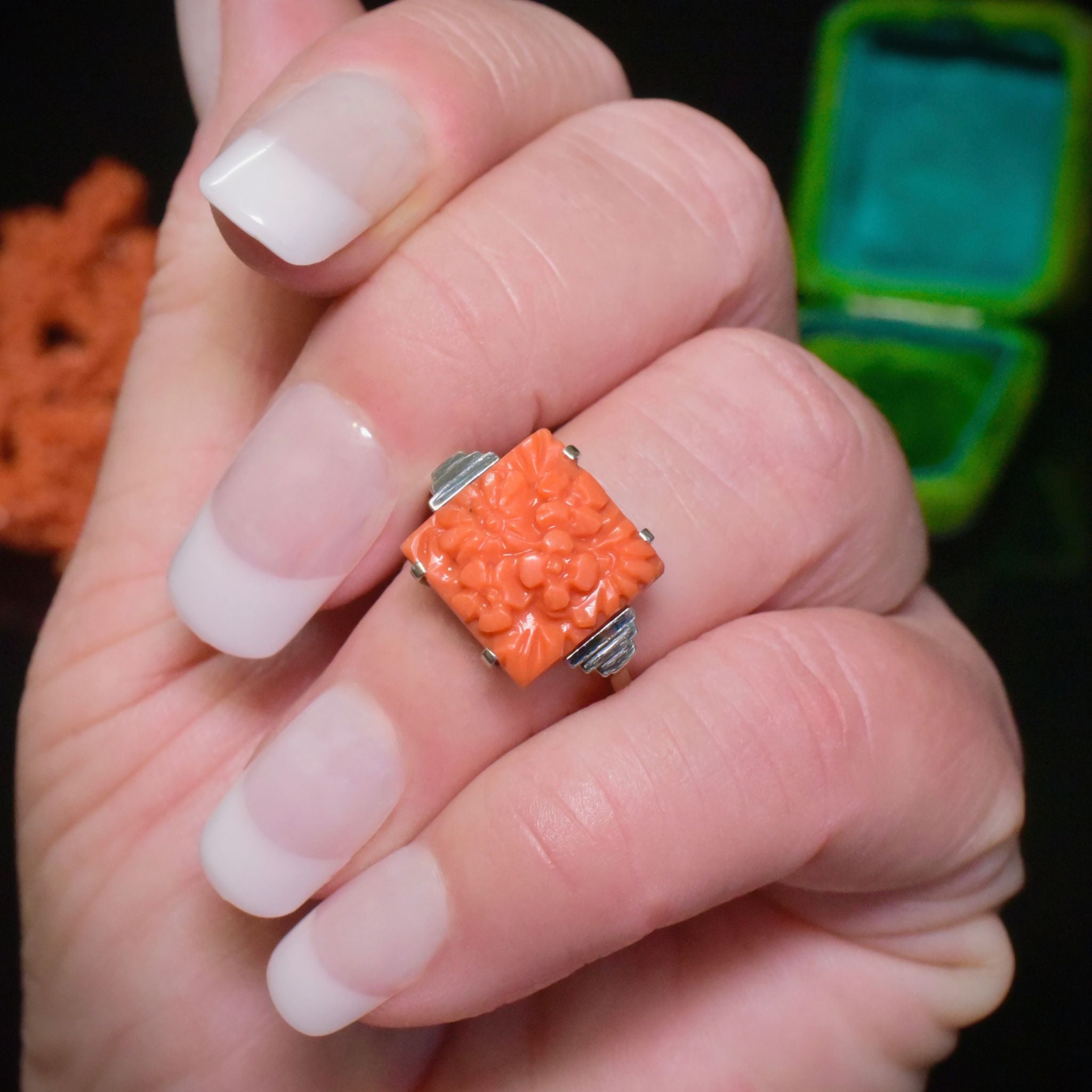 Antique Art Deco/Retro Era 9ct White Gold Carved Coral Ring Circa 1930s-40s