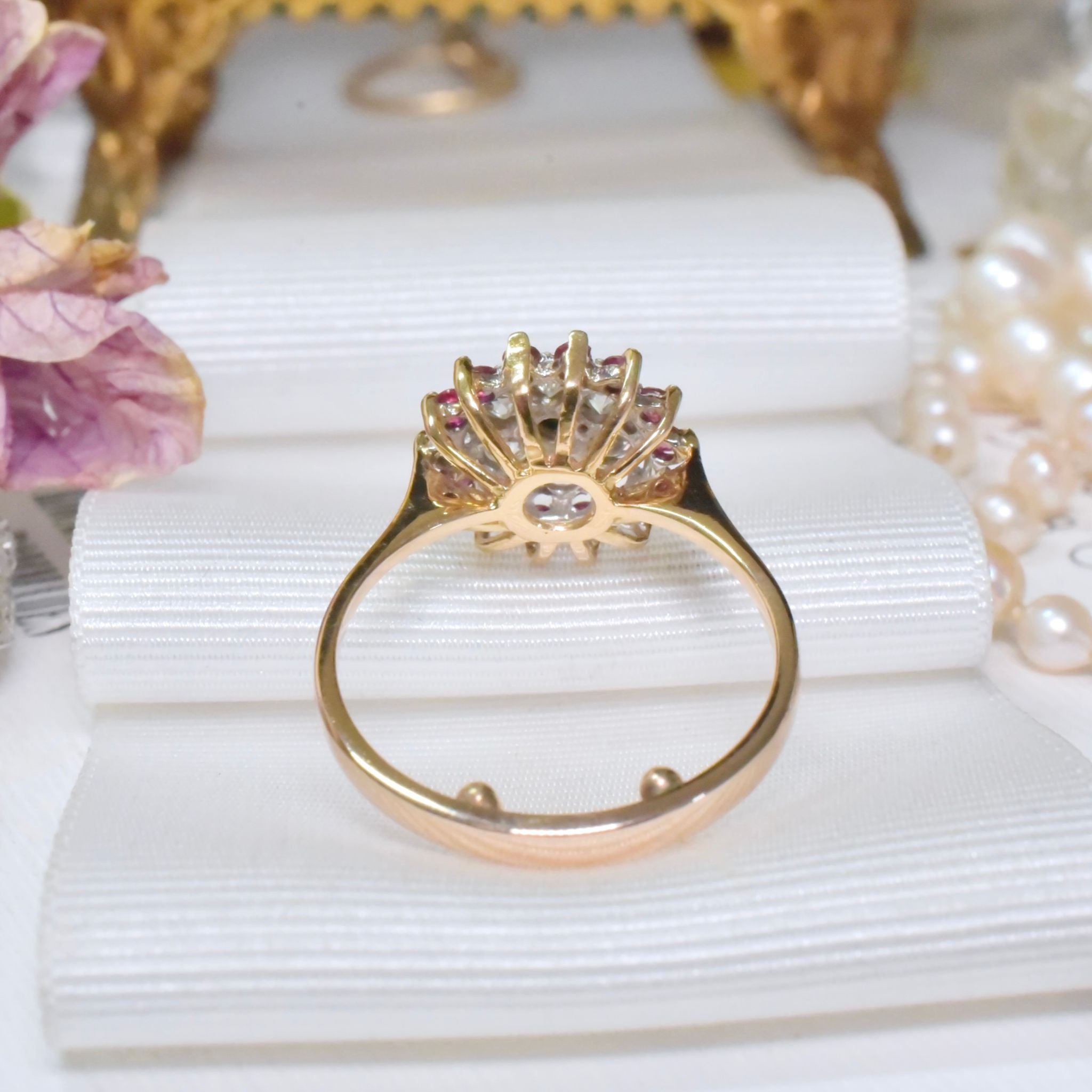 Superb 18ct Yellow Gold Diamond And Ruby Cluster Ring