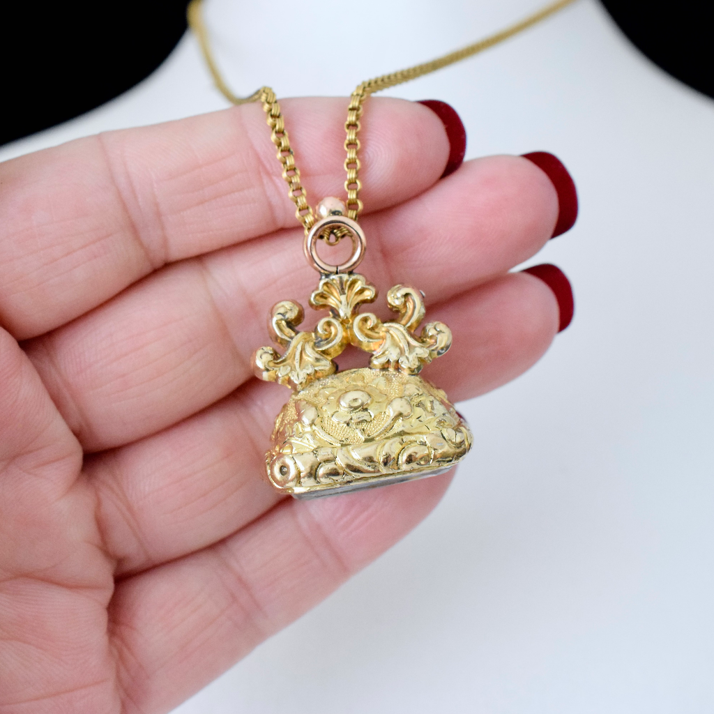 Antique Victorian Large **Gold Cased** Quartz Seal Circa 1890