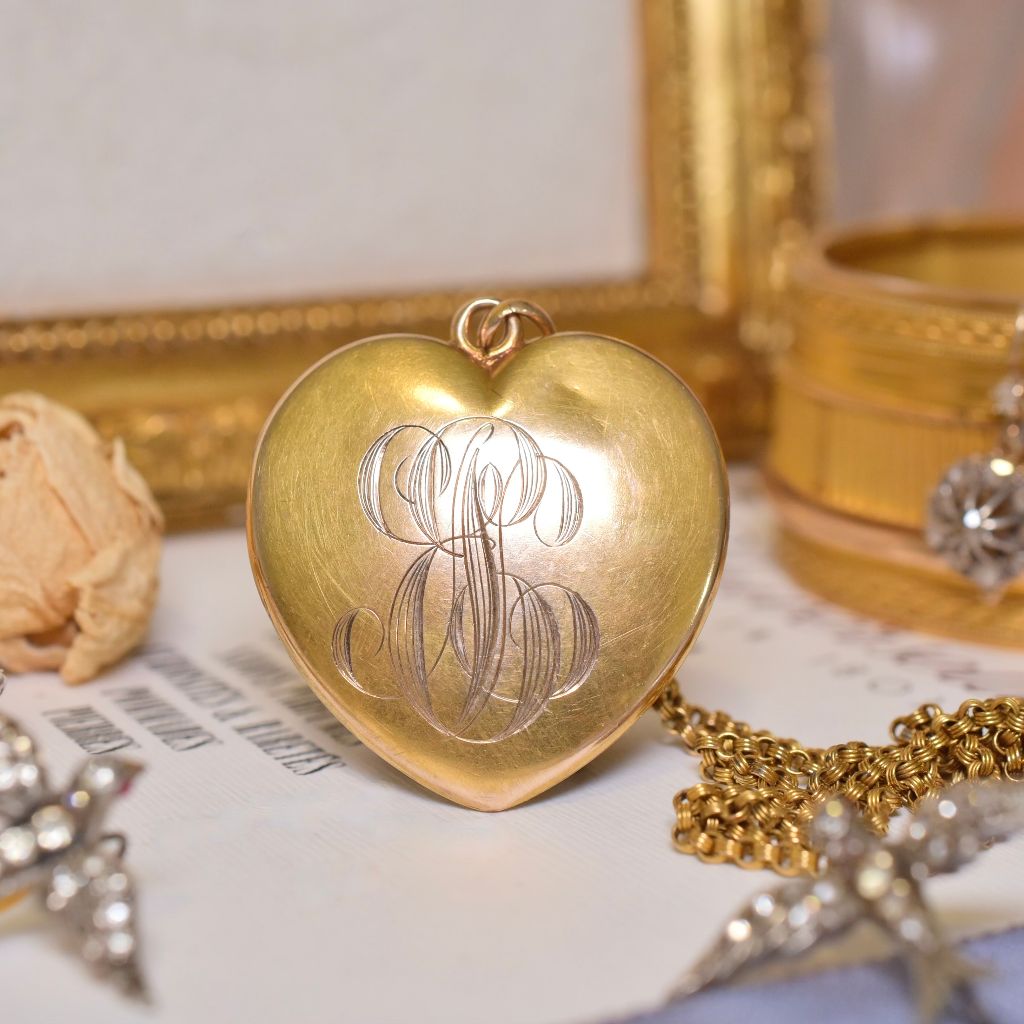 Superb Antique Art Nouveau 14ct Gold ‘Cupid’ Heart Shaped Locket Circa 1890-1910