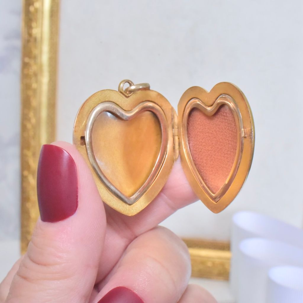 Superb Antique Art Nouveau 14ct Gold ‘Cupid’ Heart Shaped Locket Circa 1890-1910