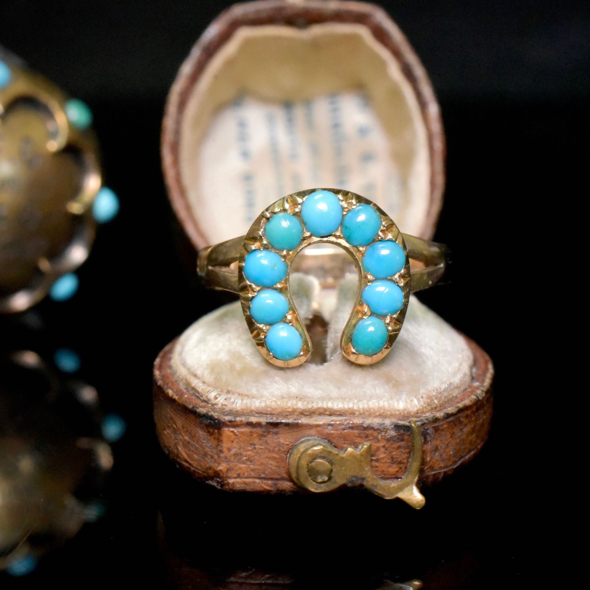 Antique Edwardian 9ct Yellow Gold Persian Turquoise ‘Horseshoe’ Ring