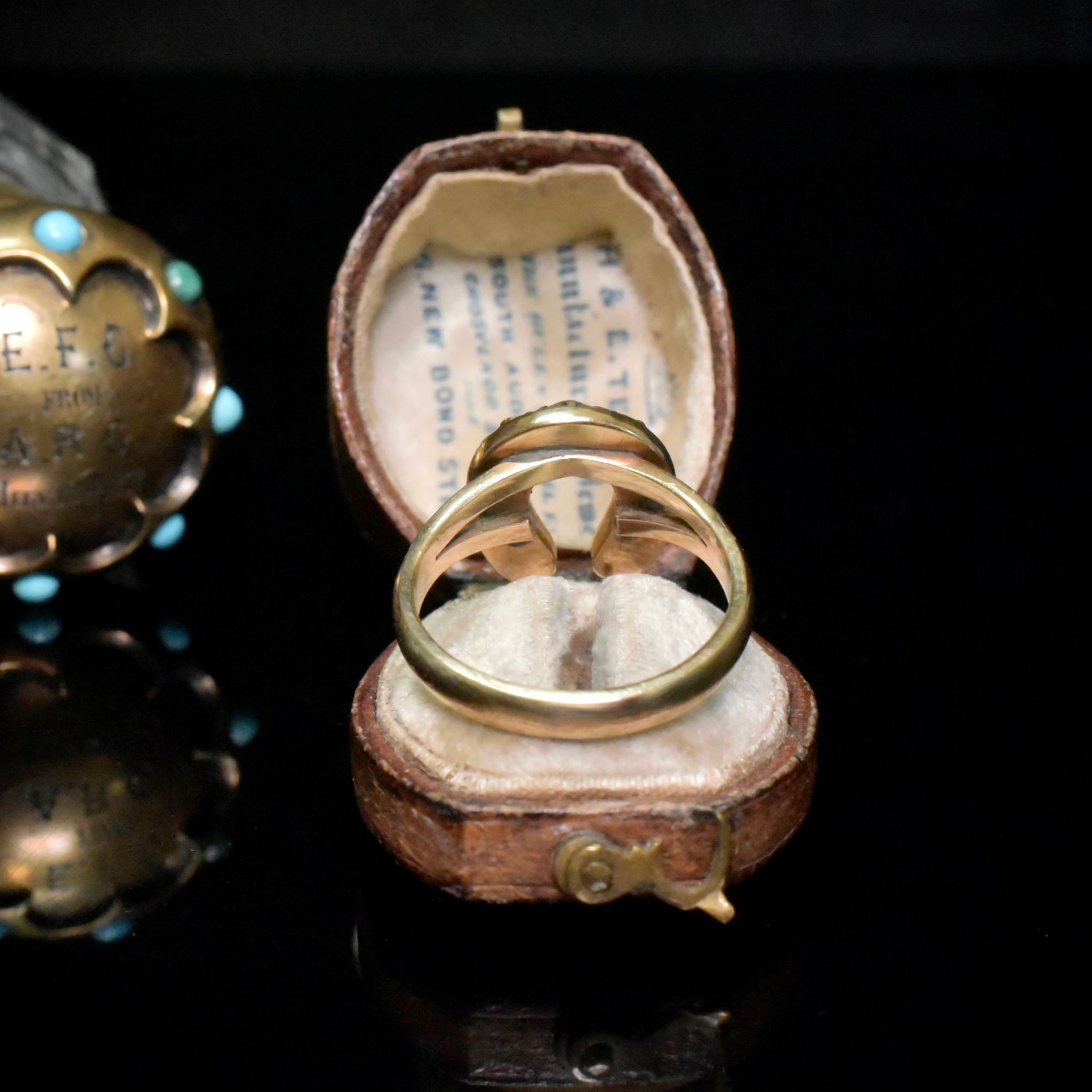 Antique Edwardian 9ct Yellow Gold Persian Turquoise ‘Horseshoe’ Ring