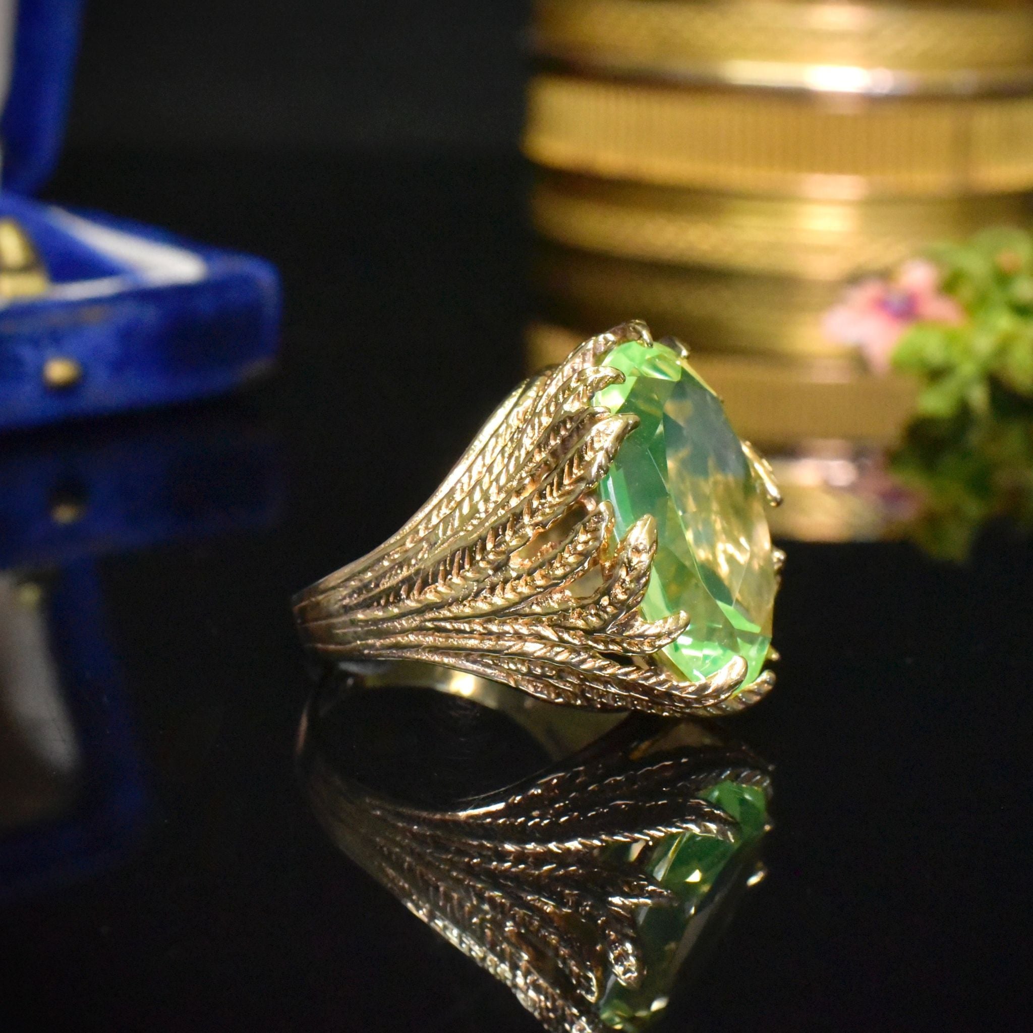 Vintage 9ct Yellow Gold ‘Fluorescing’ Man Made Spinel Ring