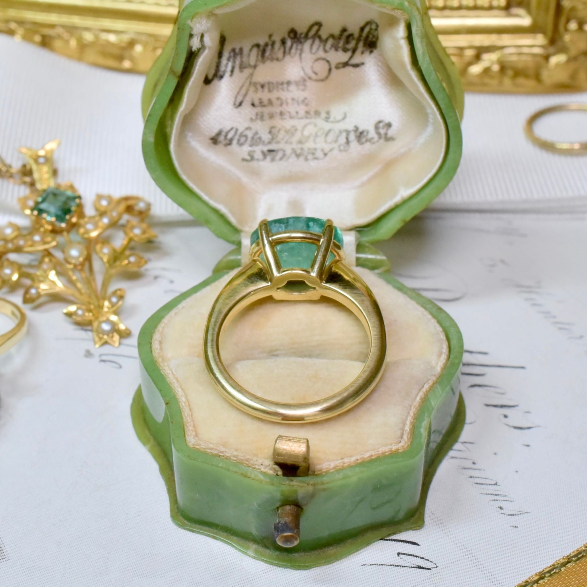 Superb Contemporary 18ct Yellow Gold Columbian Emerald Ring - 4.10ct Included In Purchase NCJV Valuation For $14,640 AUD