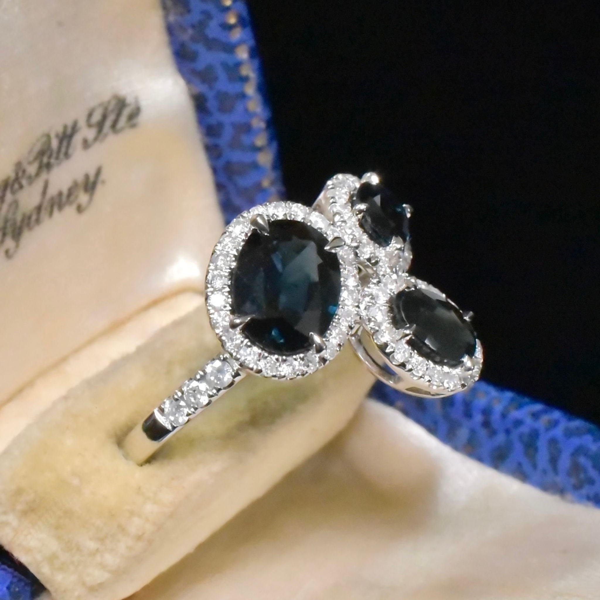 Contemporary 14ct White Gold Teal Blue/Green Sapphire (2.64ct) And Diamond (0.40ct) Ring