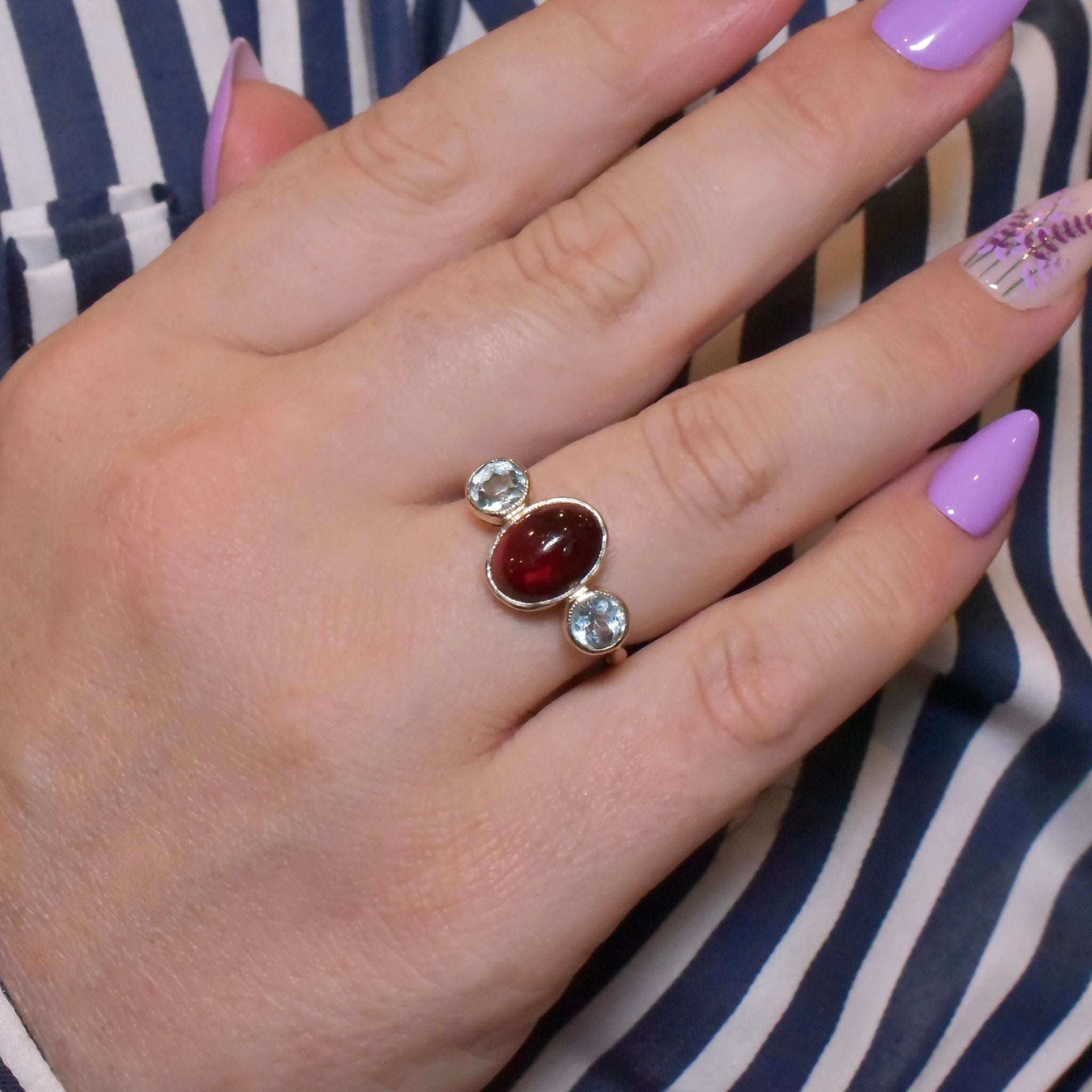 Vintage 9ct Yellow Gold Cabochon Garnet And Aquamarine Ring