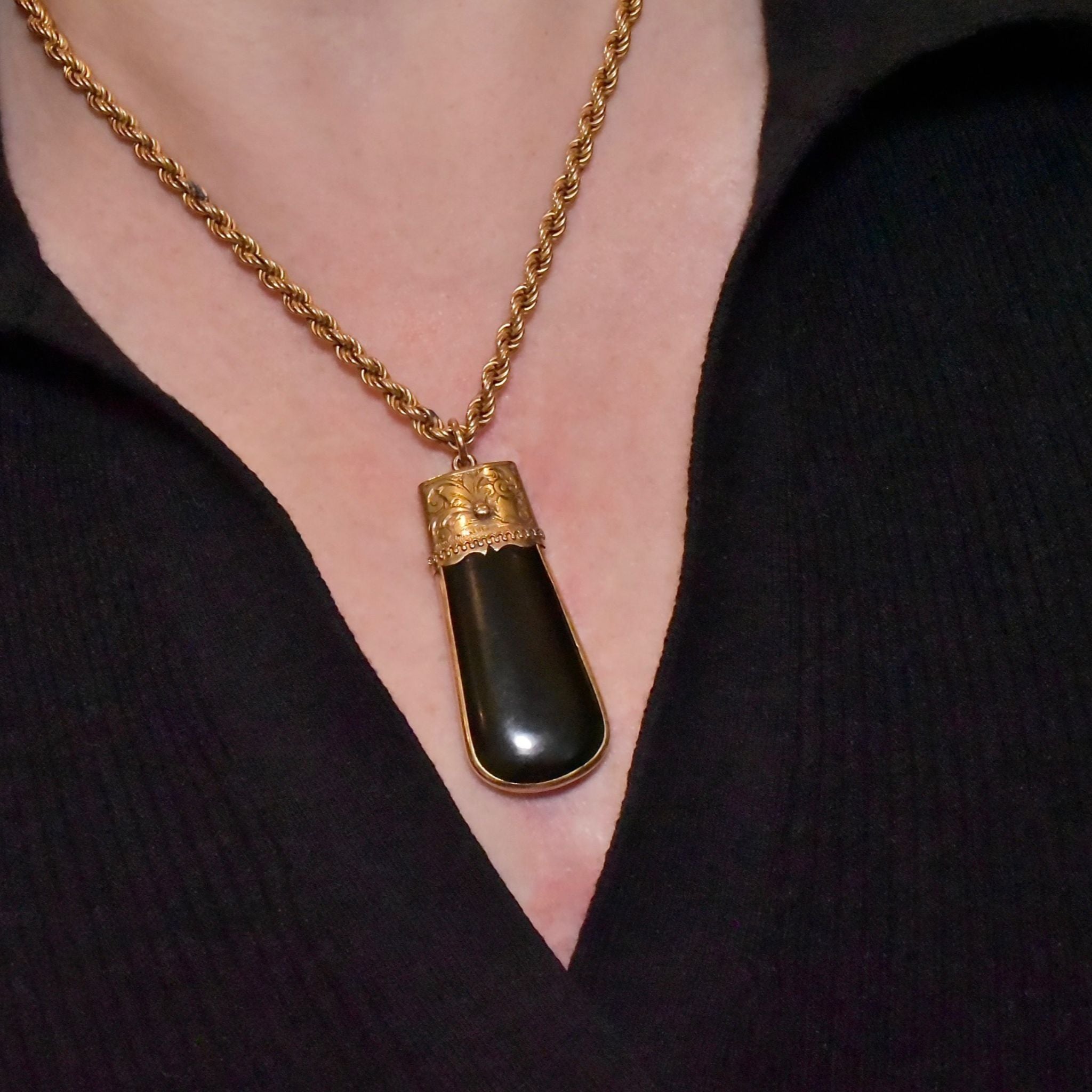 Superb Antique 15ct Rose Gold ‘Gold In Quartz’ And Onyx Fob Pendant