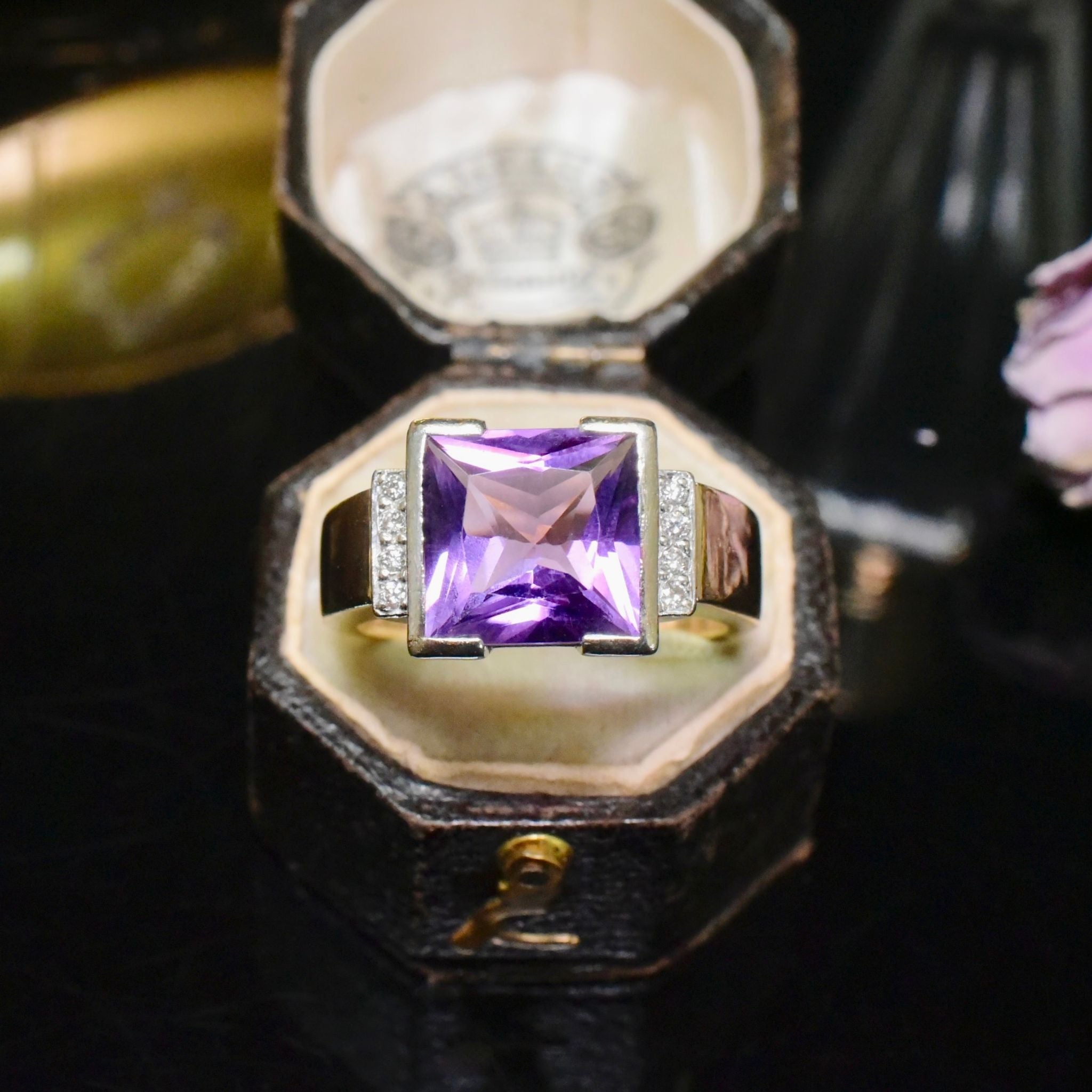 Superb 9ct Yellow Gold Amethyst And Diamond Ring