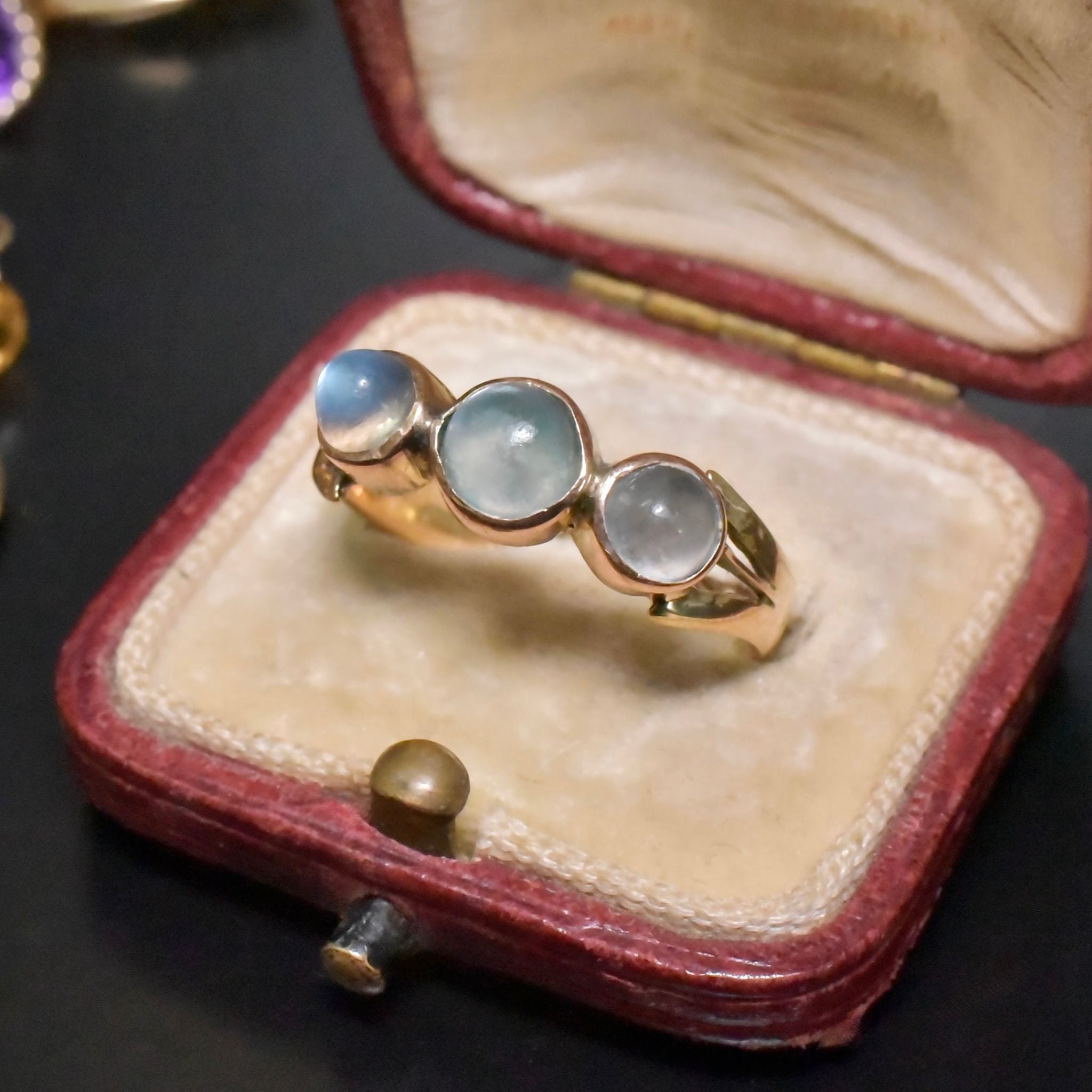 Antique Edwardian 15ct Yellow Gold Moonstone Ring Circa 1905