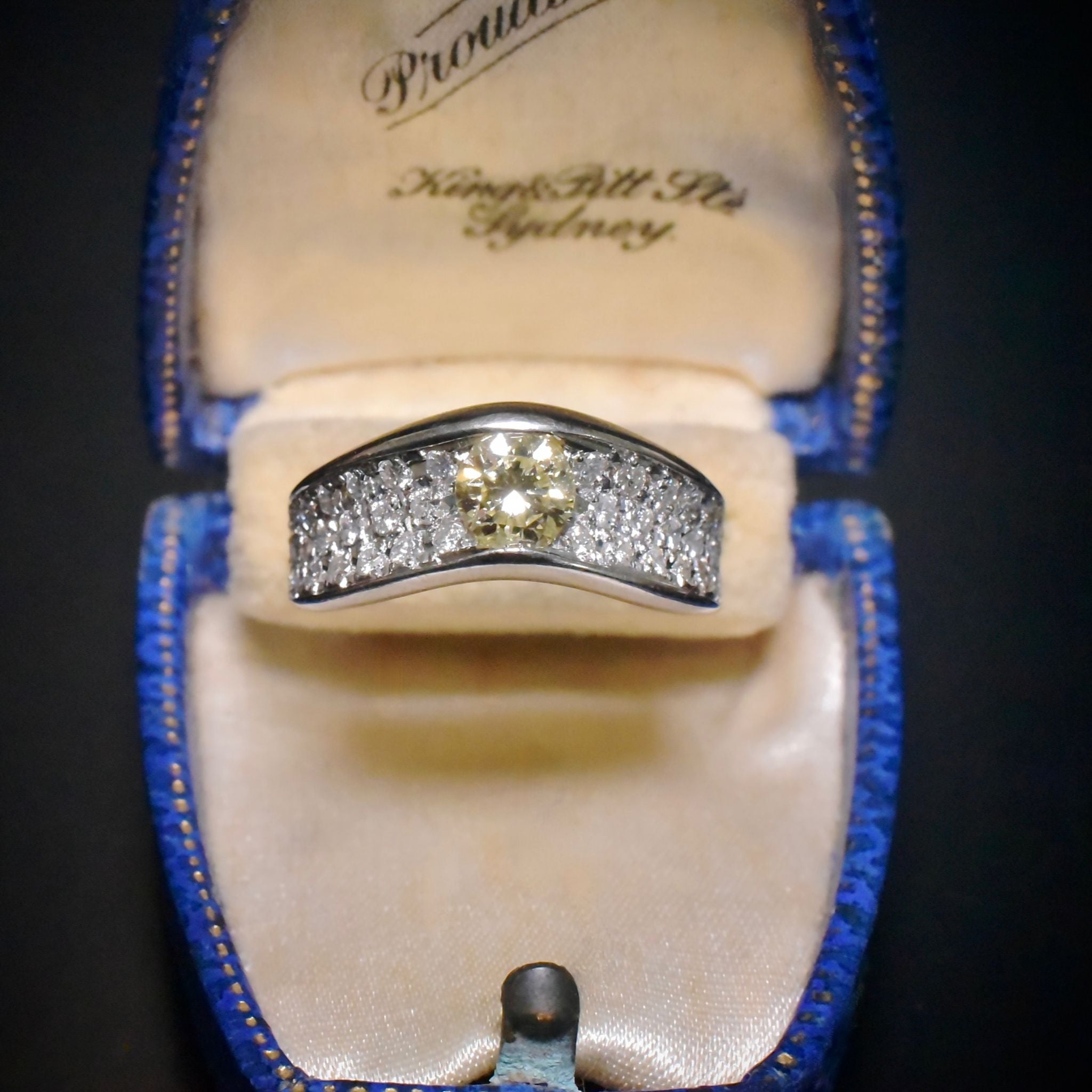 Stunning Modern Solid Platinum ‘Fancy Yellow Diamond - (0.51ct) & White Diamond (0.53ct) Ring TDW 1.04ct Included In Purchase An Independent Valuation For $11,222 AUD