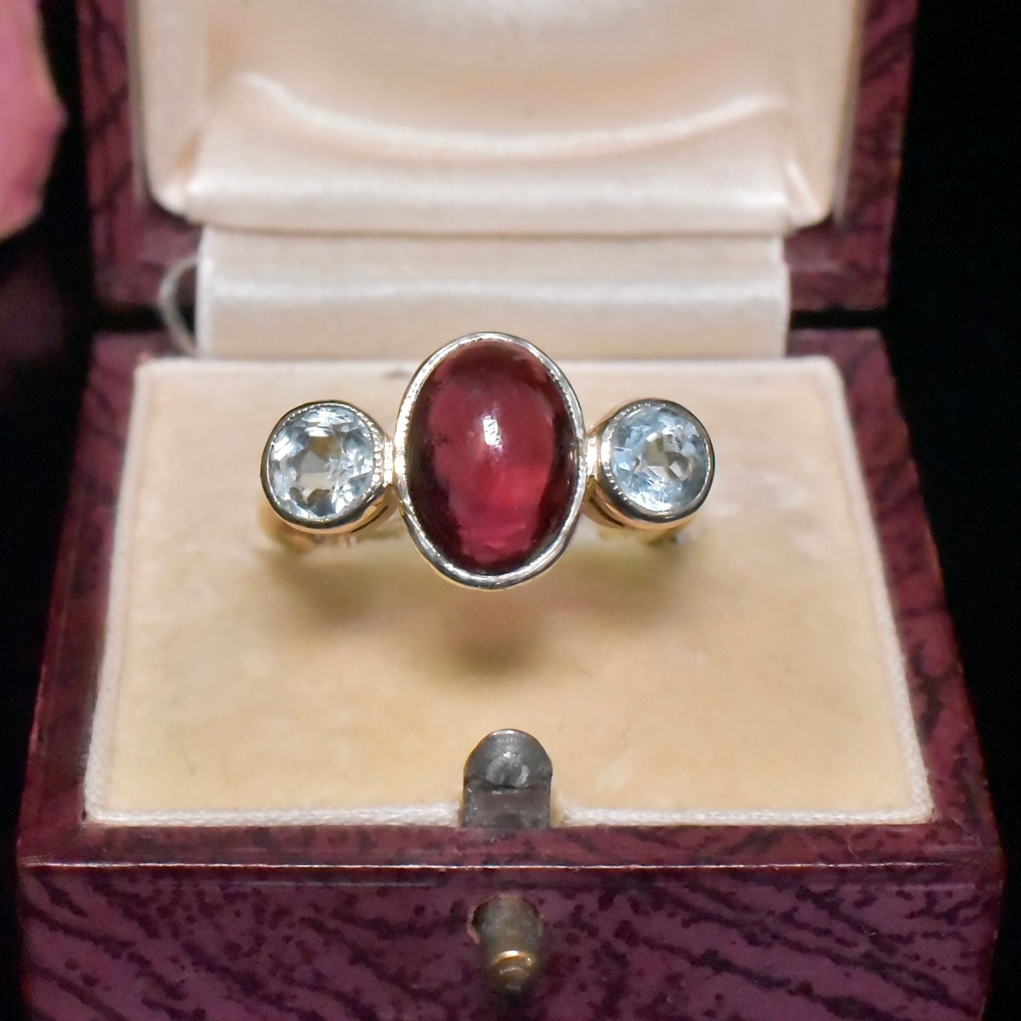 Vintage 9ct Yellow Gold Cabochon Garnet And Aquamarine Ring