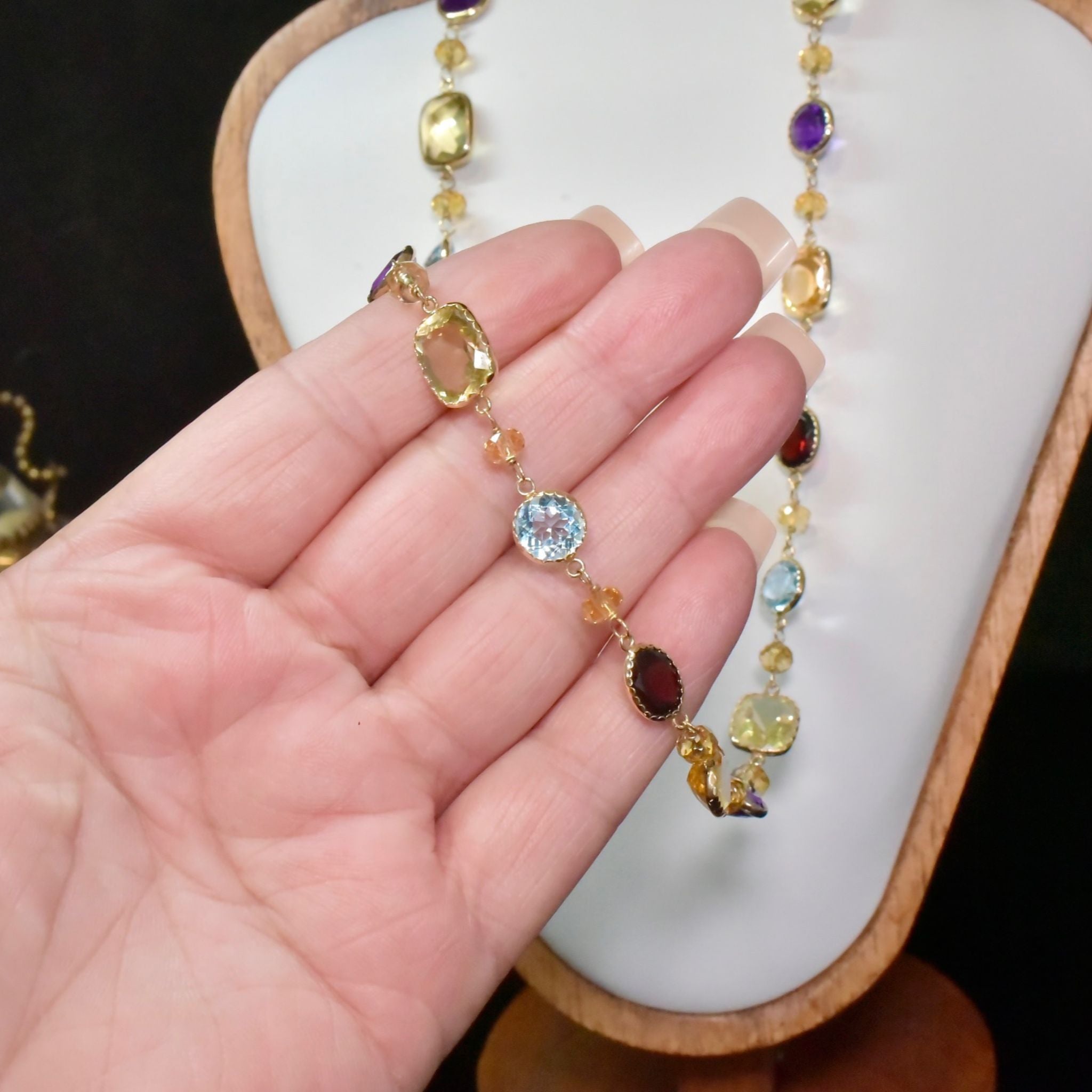 Impressive 14ct Yellow Gold Multi-Gem Necklace (Amethyst, Garnet, Citrine, Topaz, Lemon Quartz)