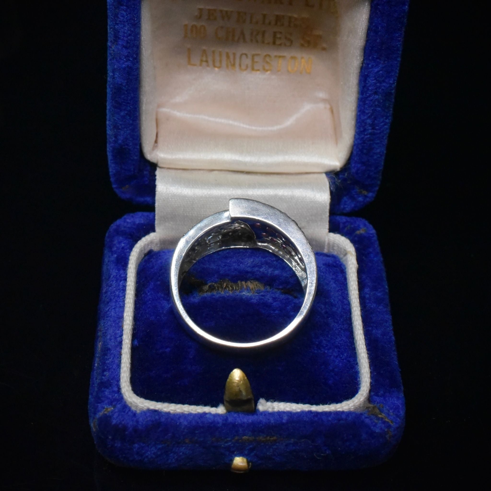 Fabulous 9ct White Gold Pink Sapphire And Diamond Ring