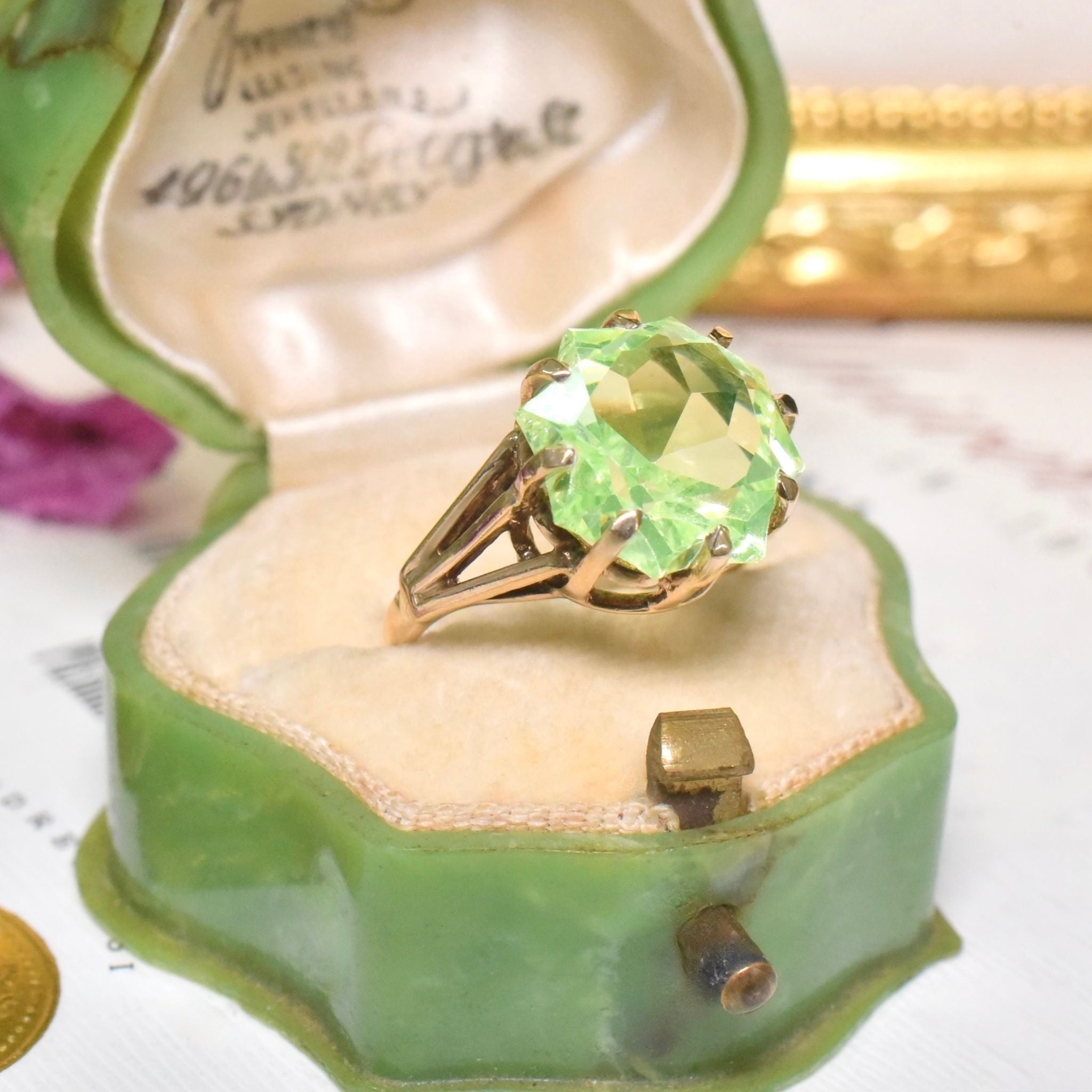 Vintage 9ct Rose Gold ‘Fluorescing’ Synthetic Green Spinel