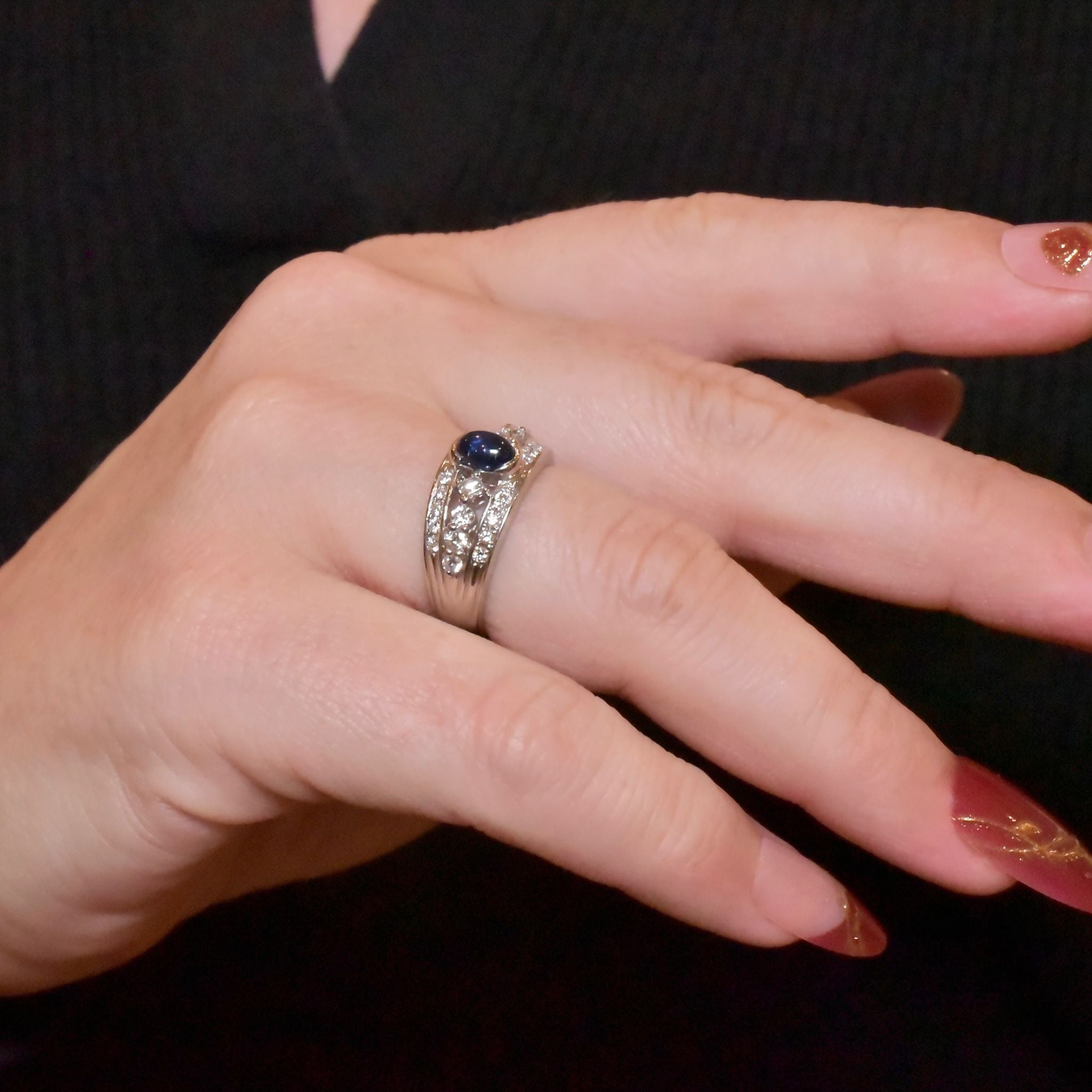 Stunning Solid Platinum Cabochon Sapphire And Asscher-Cut / Brilliant-Cut Diamond Ring