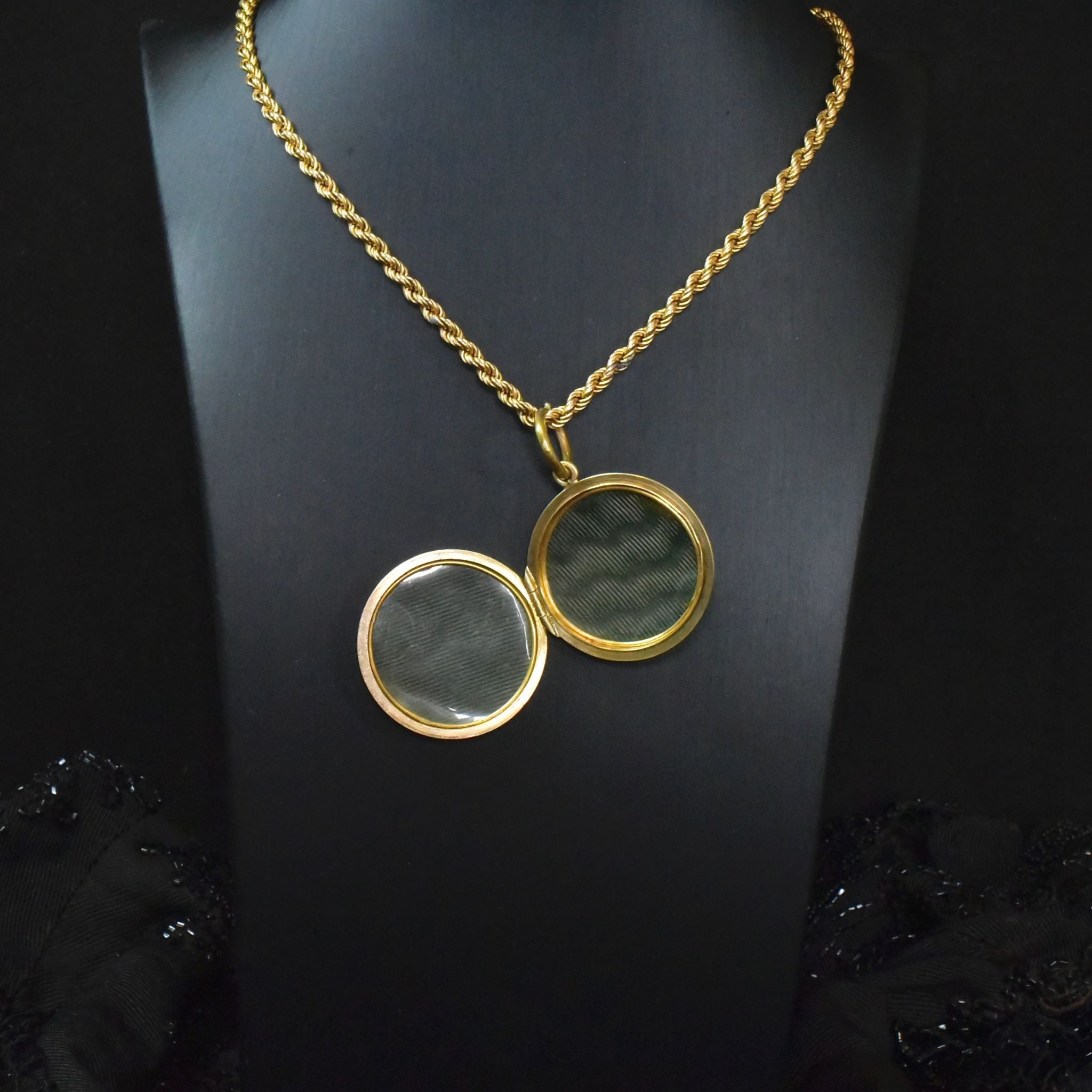 Antique Australian Sterling Silver (Gilt Over) Double Sided Locket By F. J. Mole, Circa 1915-1920