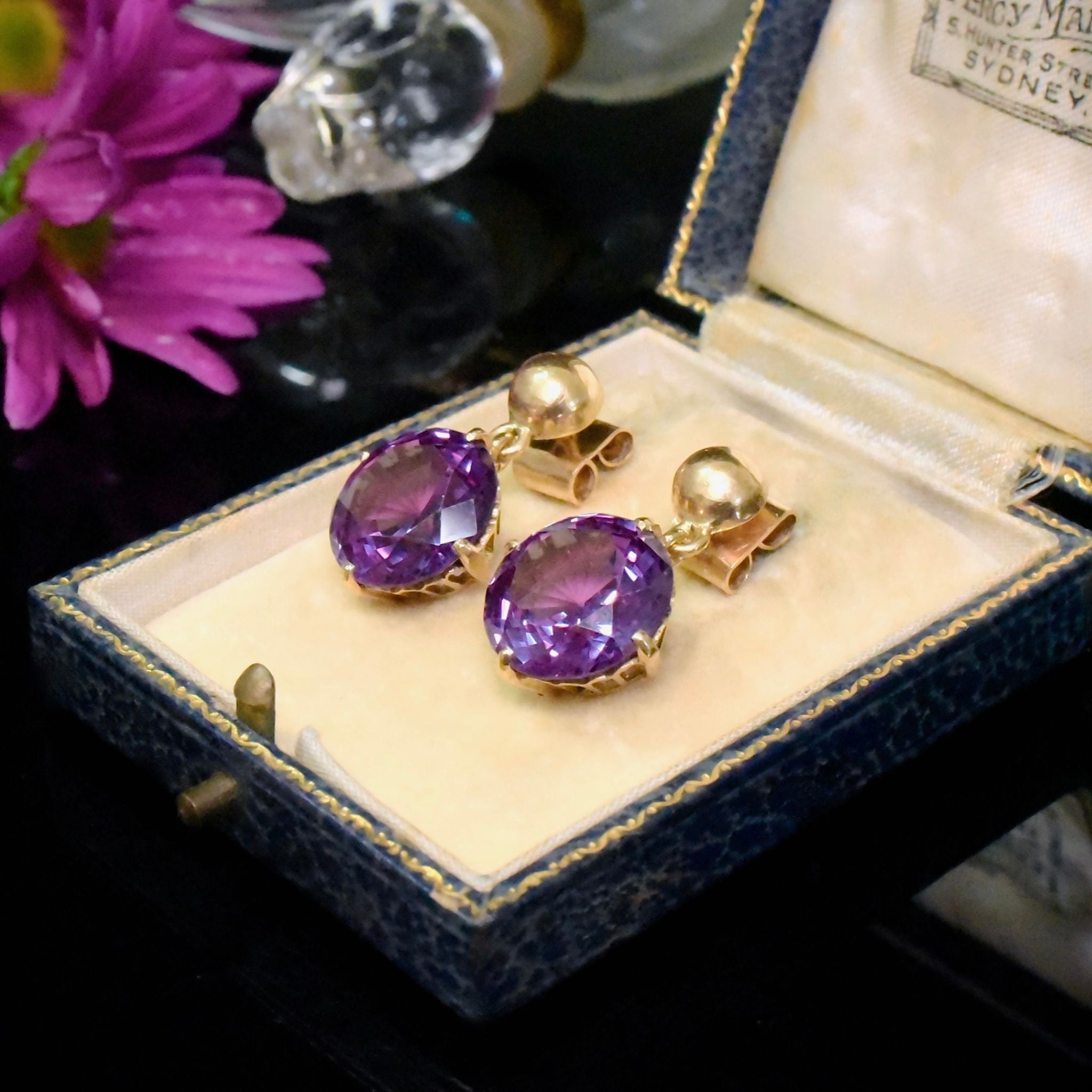 Glorious Vintage Retro 18ct Yellow Gold Synthetic Colour Change Sapphire Earrings Circa 1940-50’s