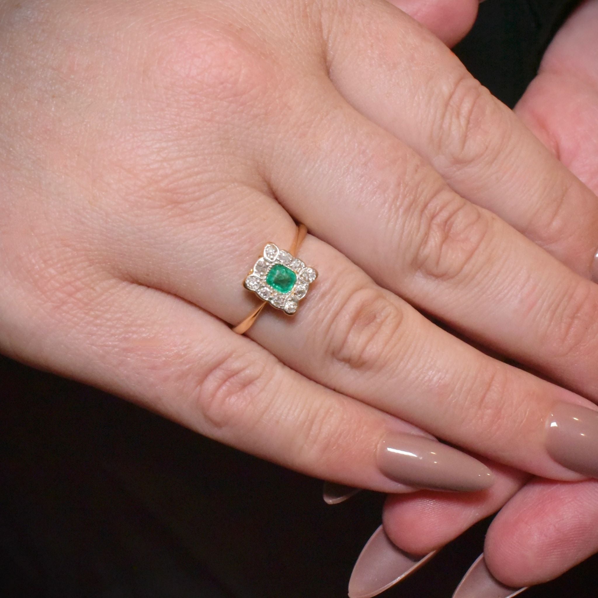 Charming Antique 18ct Yellow Gold Emerald And Diamond Ring Circa 1905-1915