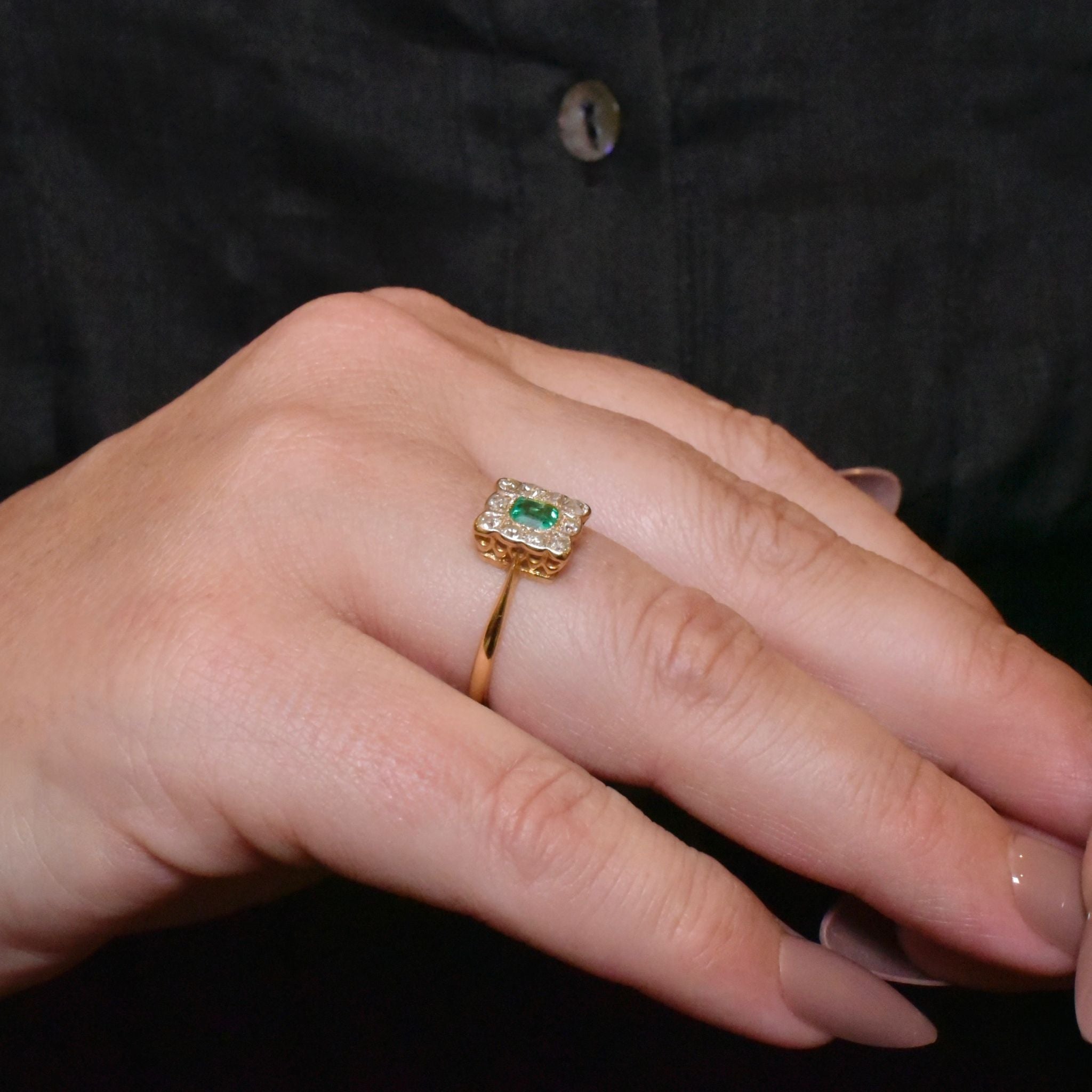 Charming Antique 18ct Yellow Gold Emerald And Diamond Ring Circa 1905-1915