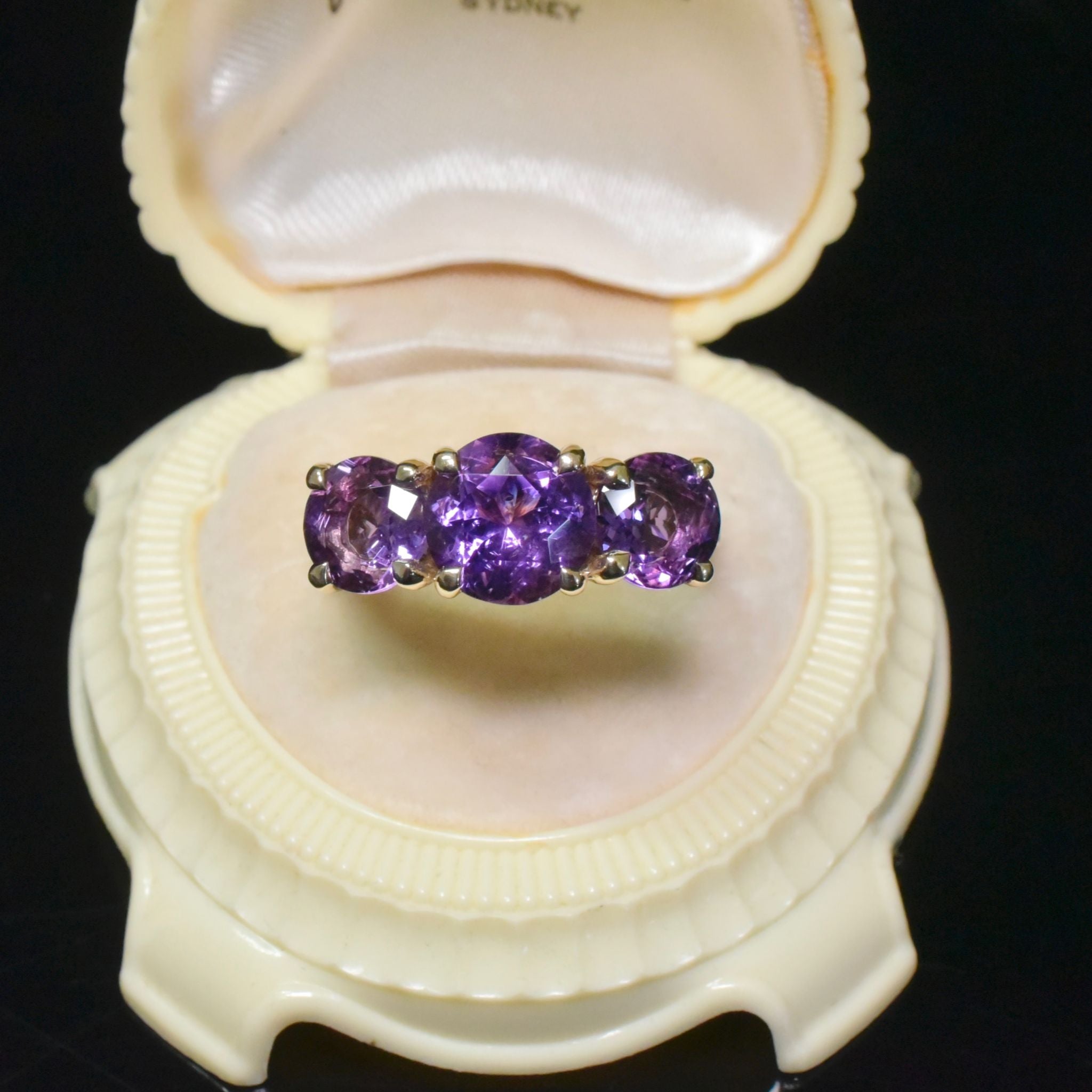 Outstanding Modern 9ct Yellow Gold Amethyst And Diamond Ring