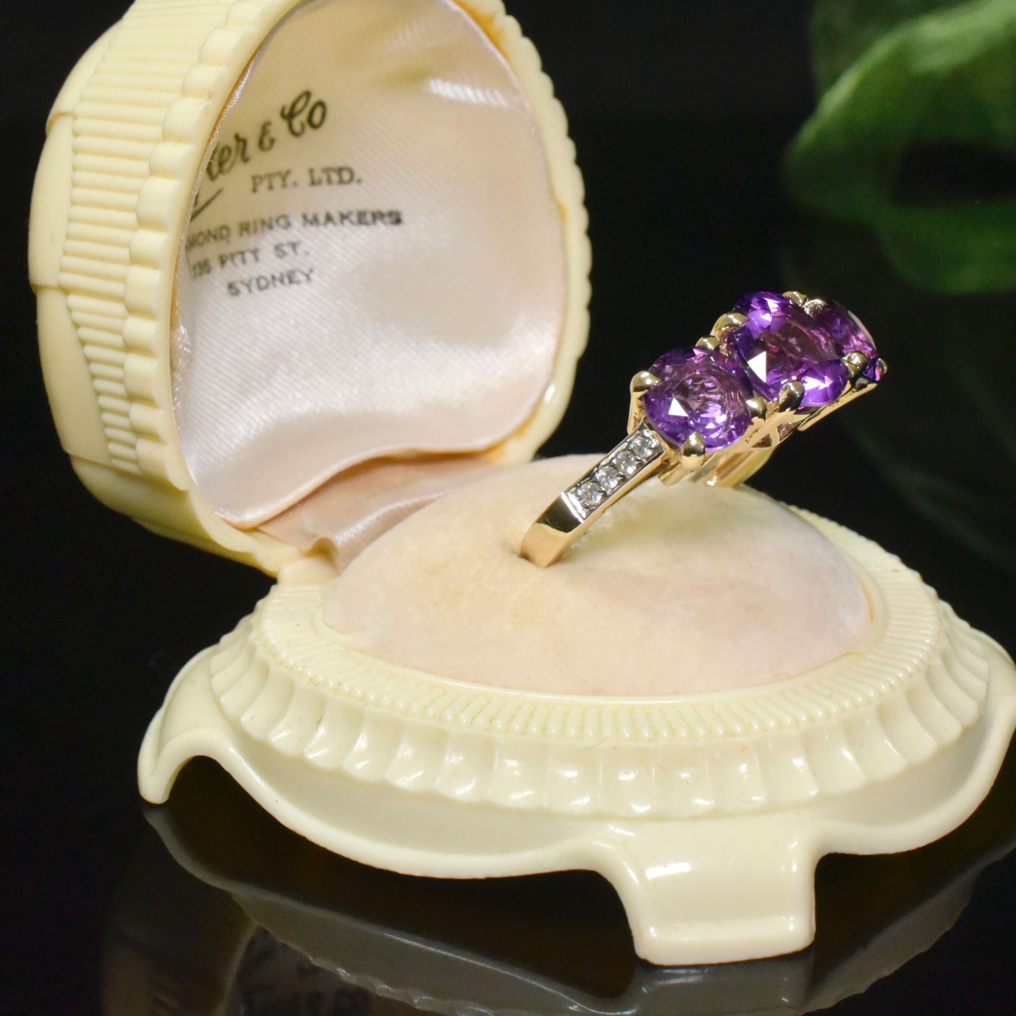 Outstanding Modern 9ct Yellow Gold Amethyst And Diamond Ring