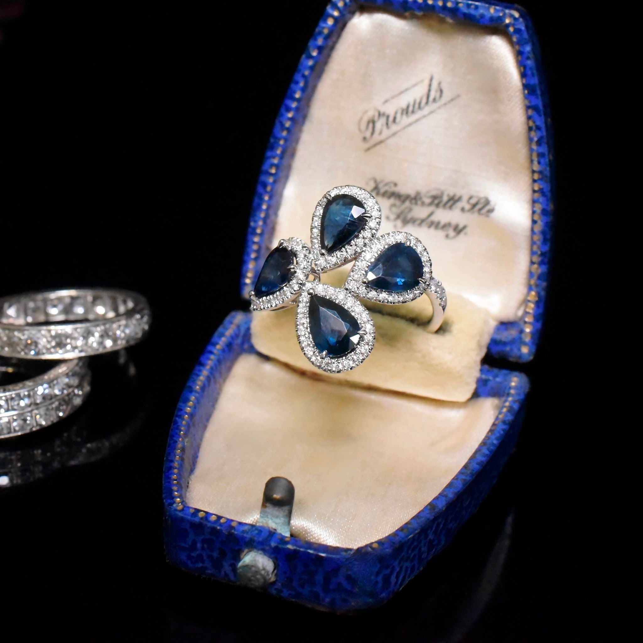 Stunning 14ct White Gold Sapphire (3.35ct) And Diamond (0.34ct) Ring