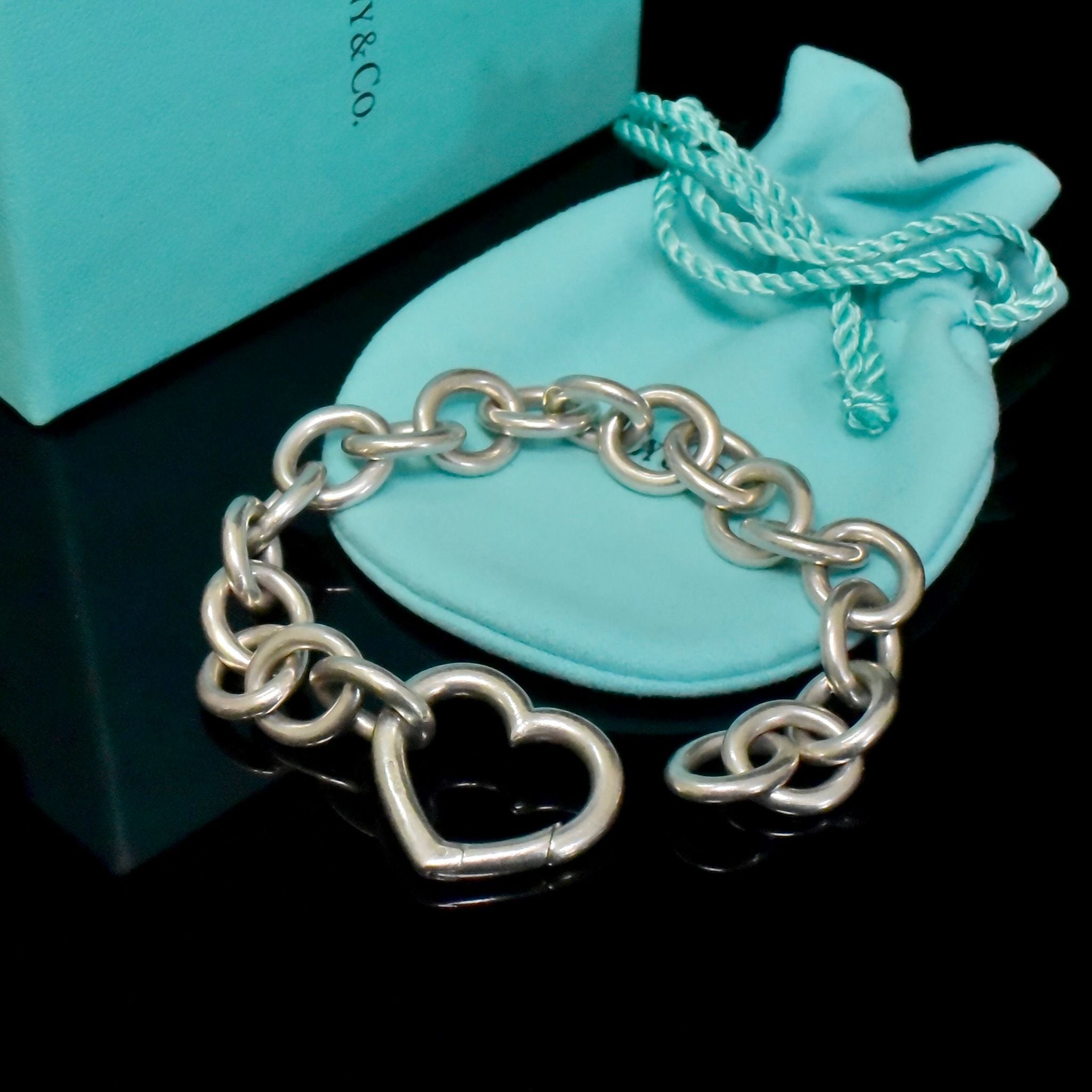 Gorgeous Genuine Tiffany & Co. Sterling Silver ‘Heart Clasp’ Bracelet - Pouch And Box Included