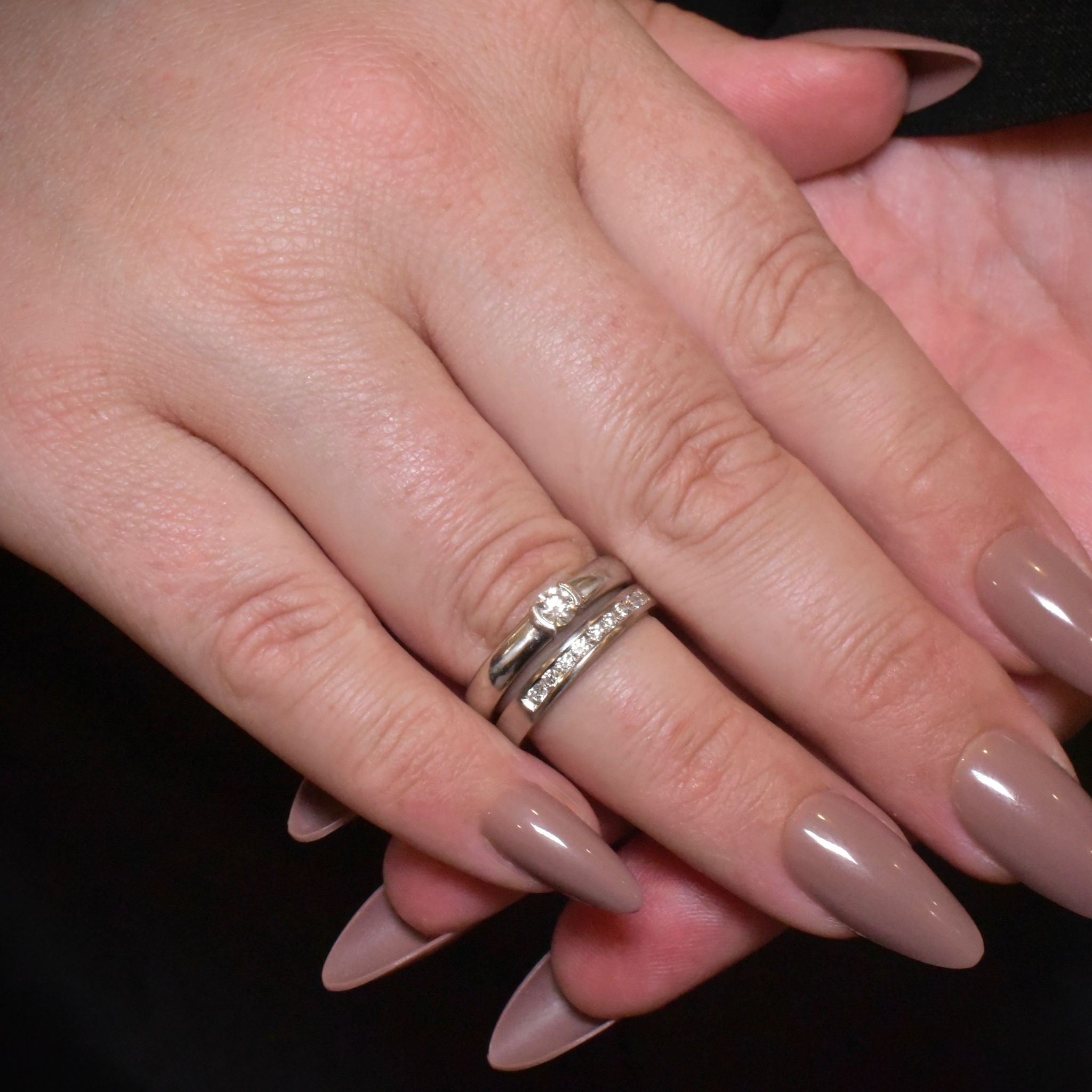 Contemporary 9ct White Gold ‘Heart’ Motif Diamond Ring - London