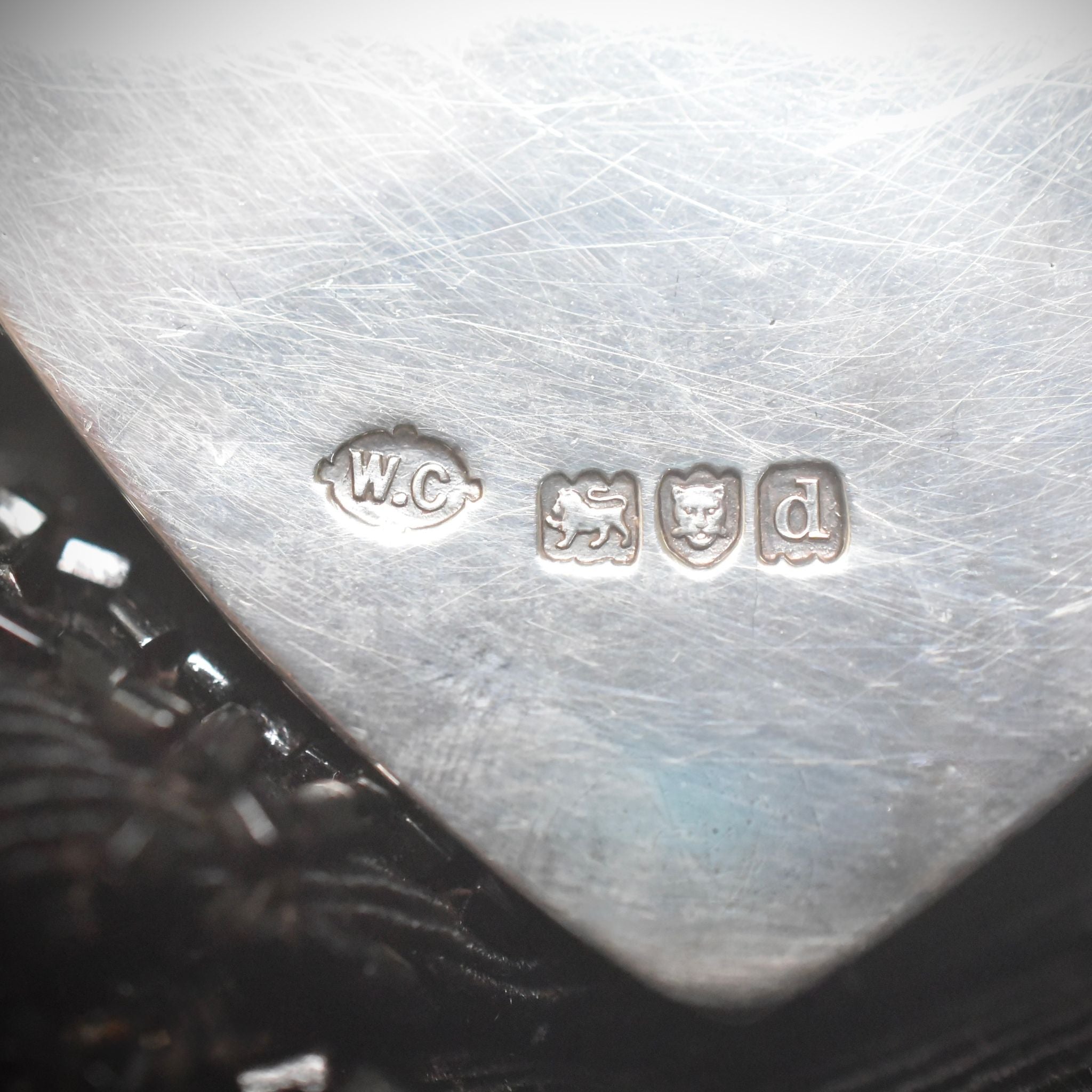 Beautiful Antique Victorian Sterling Silver ‘Cherub Heart’ Desk Paper Clip - London