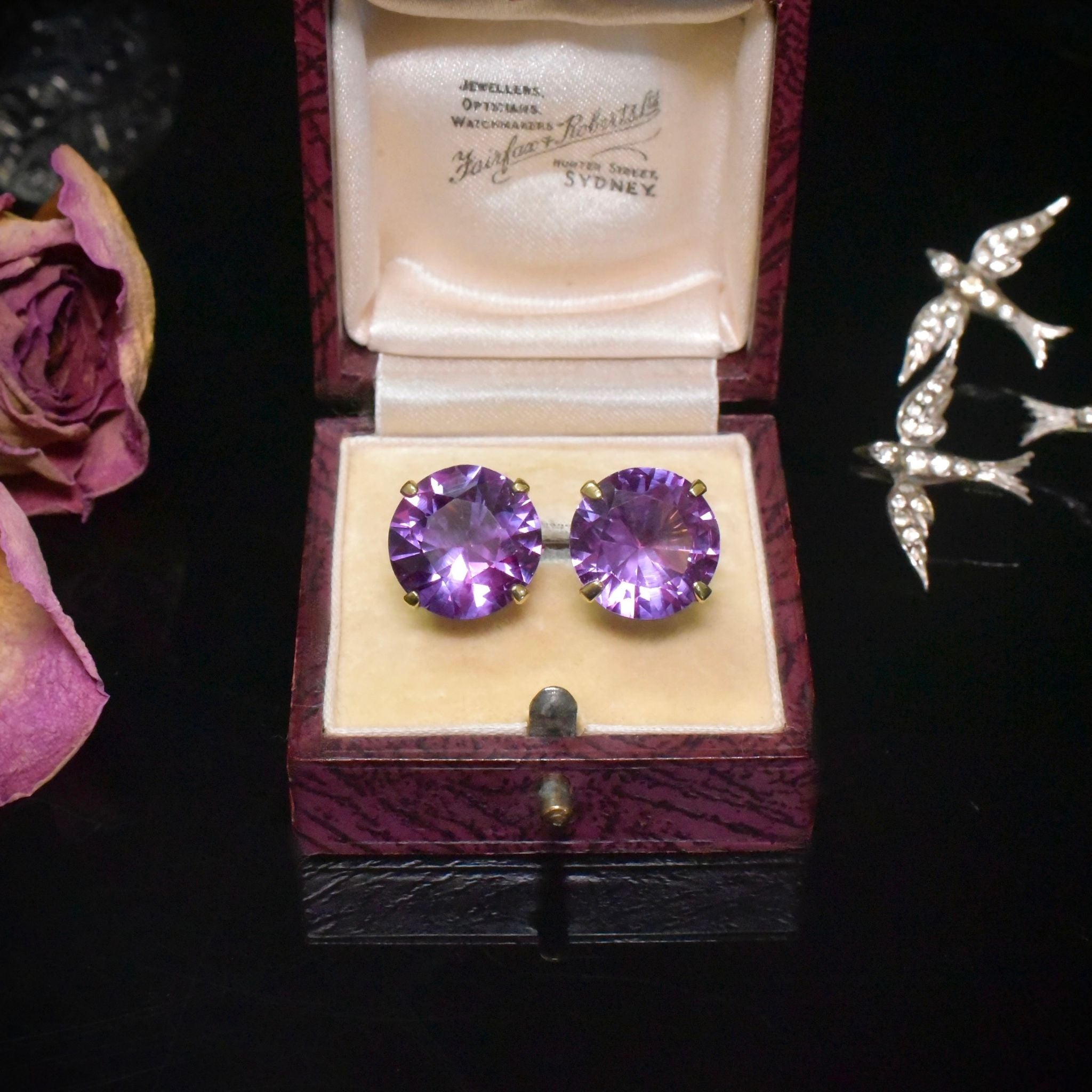 Stunning 9ct Yellow Gold Synthetic ‘Colour Change’ Sapphire Earrings