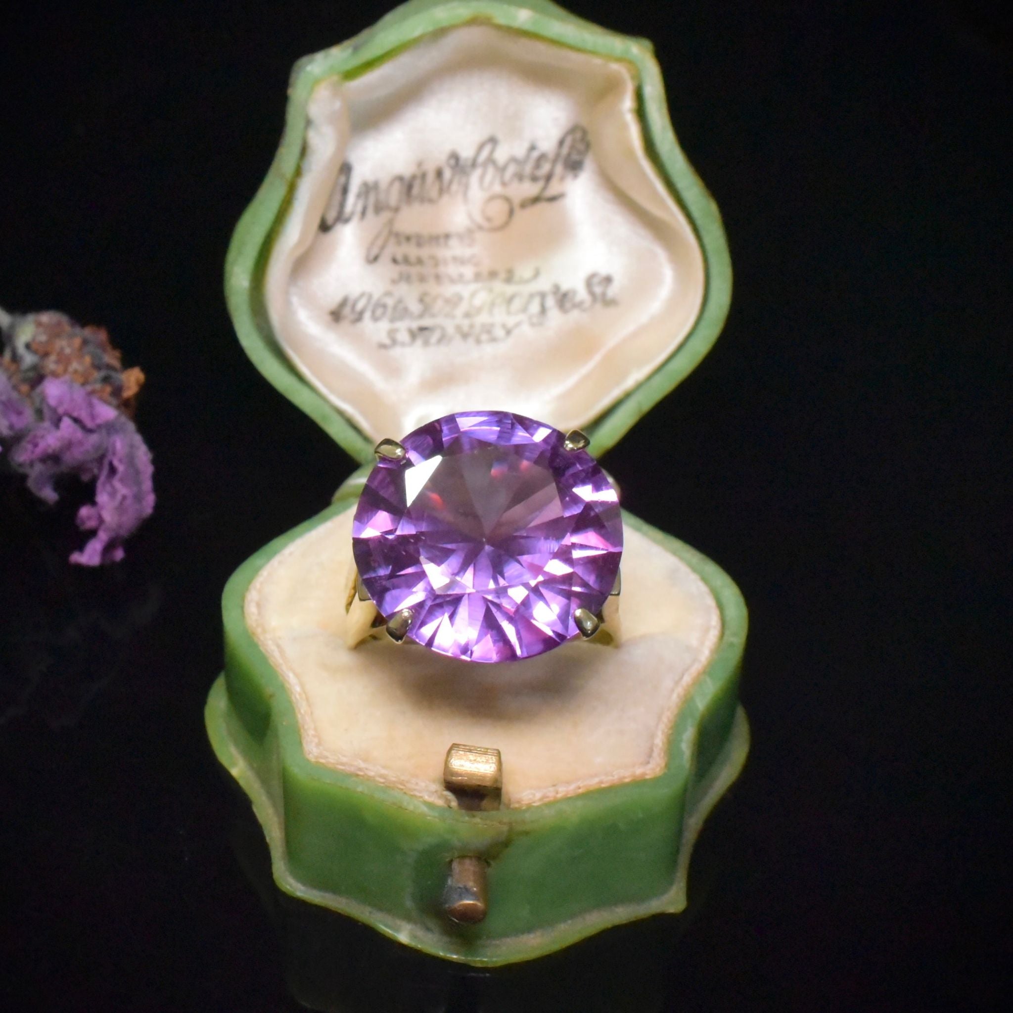 Vintage 14ct Yellow Gold Synthetic Colour Change Sapphire Cocktail Ring