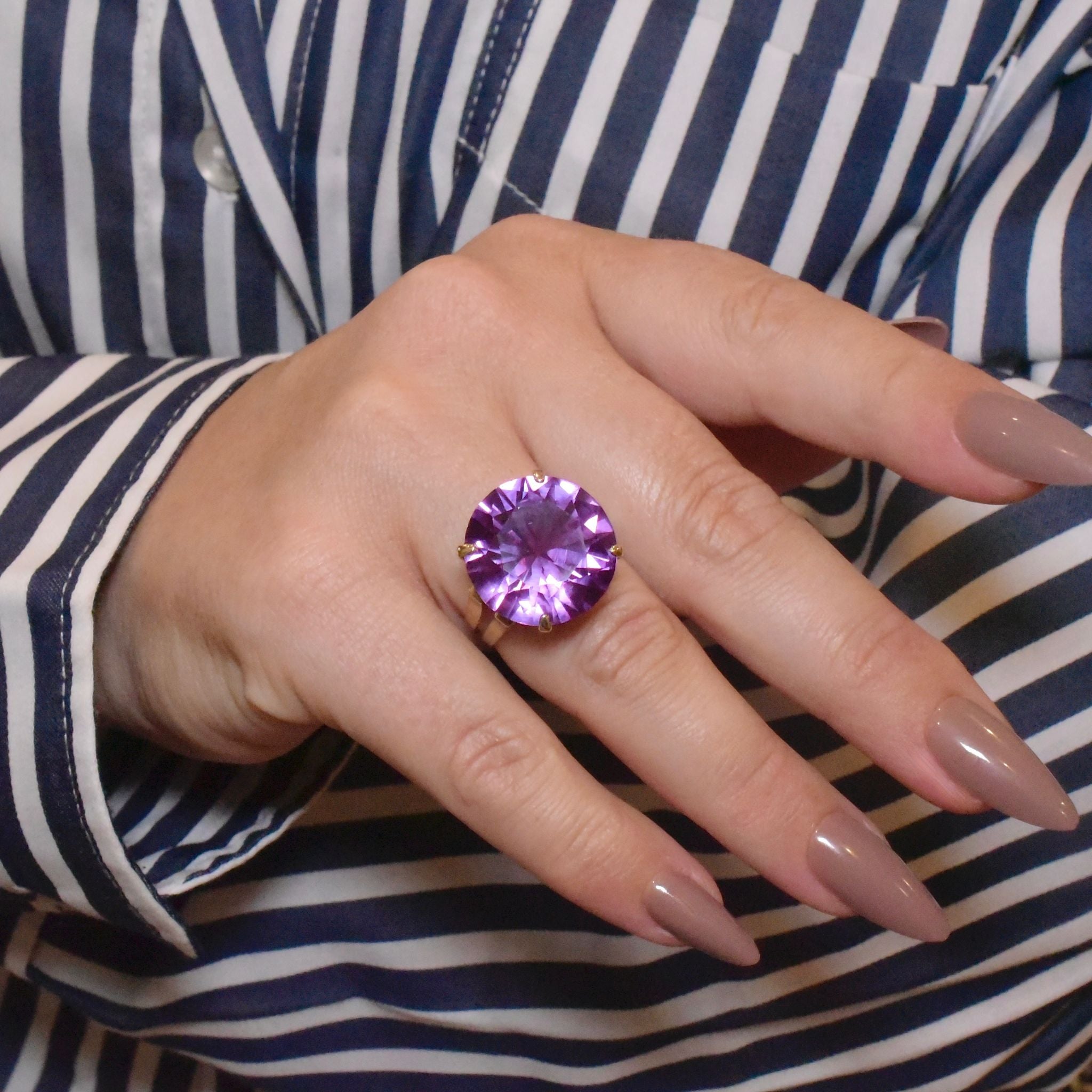 Vintage 14ct Yellow Gold Synthetic Colour Change Sapphire Cocktail Ring