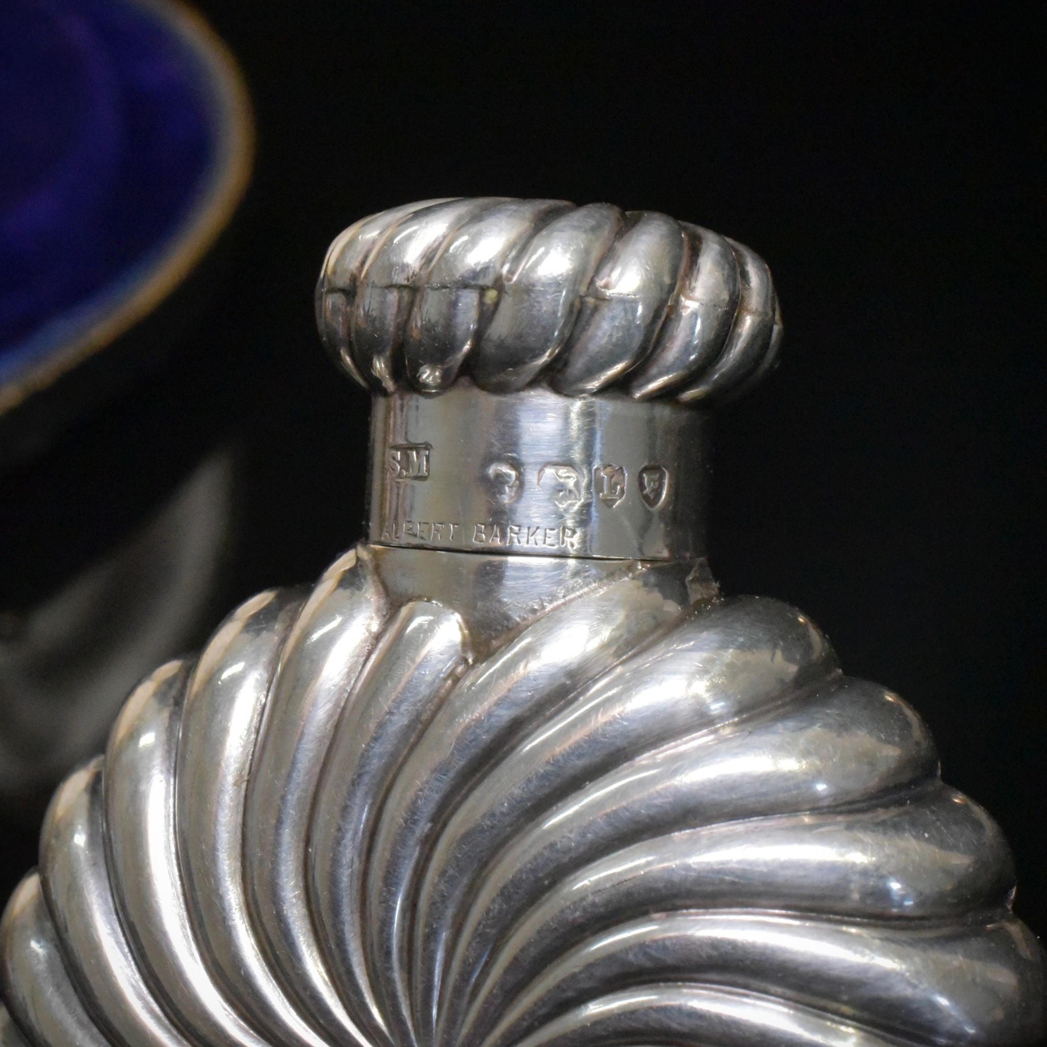 Antique Victorian ‘Sampson Mordan’ Sterling Silver Scent Flask - London 1886