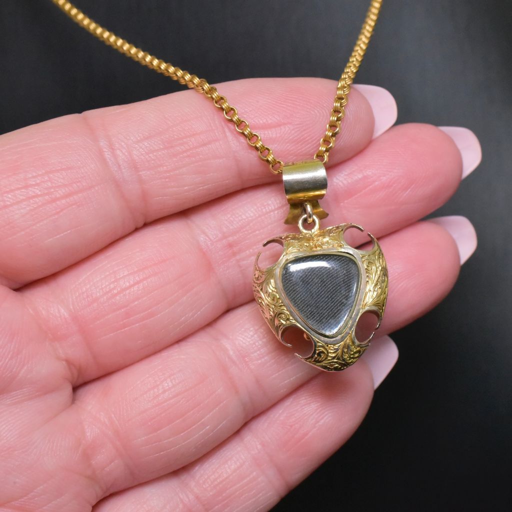 Antique Victorian 9ct Yellow Gold Garnet Heart Locket Pendant