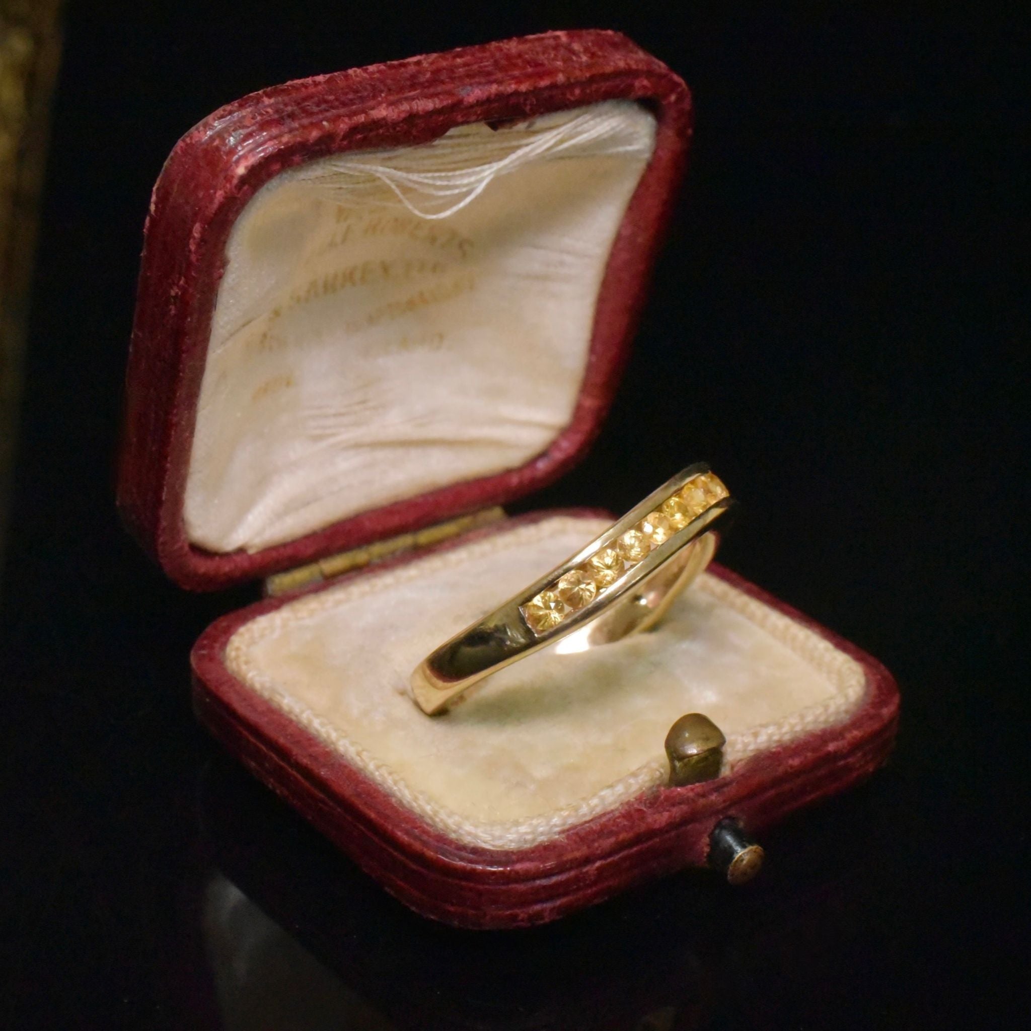 Lovely 9ct Yellow Gold Yellow Sapphire Channel Set Ring - Birmingham 1993