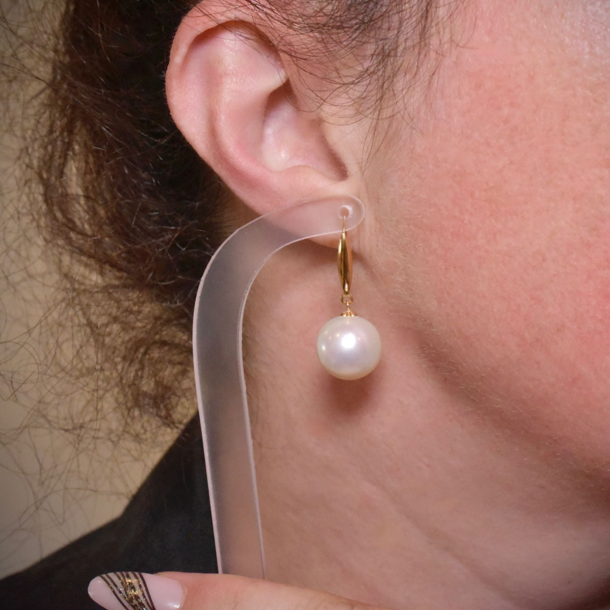 Stunning 18ct Yellow Gold Pearl Drop Earrings