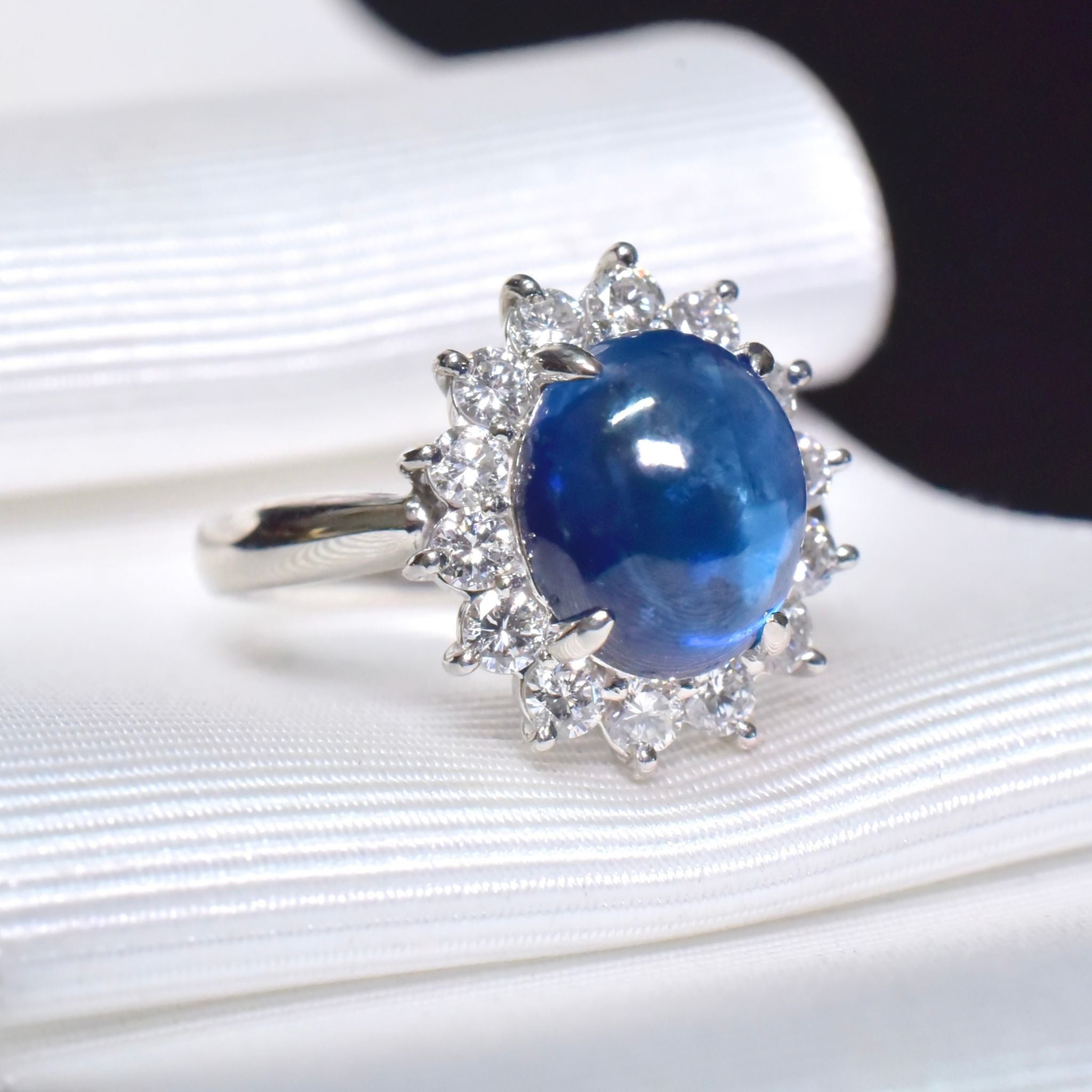 Modern Solid Platinum 4.05ct Sapphire And Diamond Ring (0.64ct)