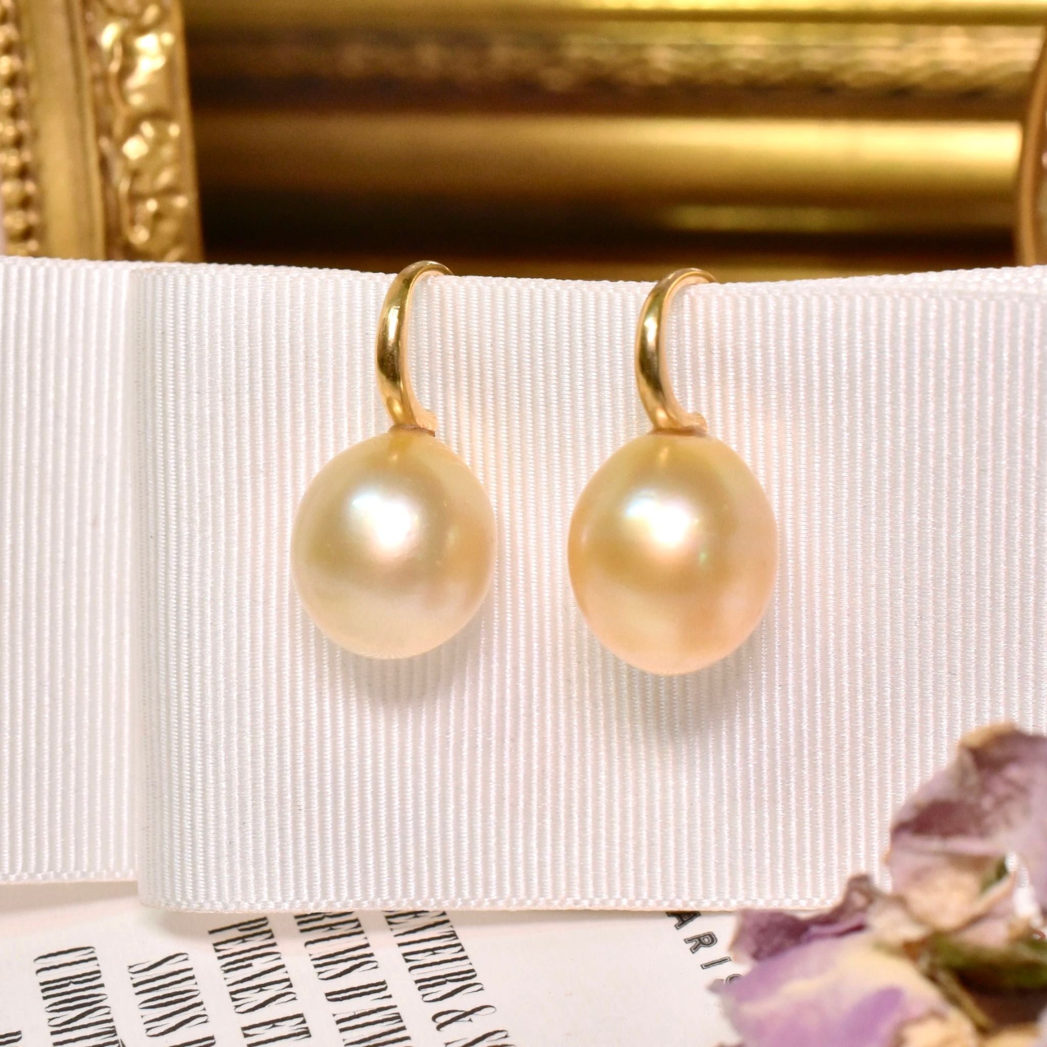 Superb 18ct Yellow Gold Golden South Sea Pearl Earrings