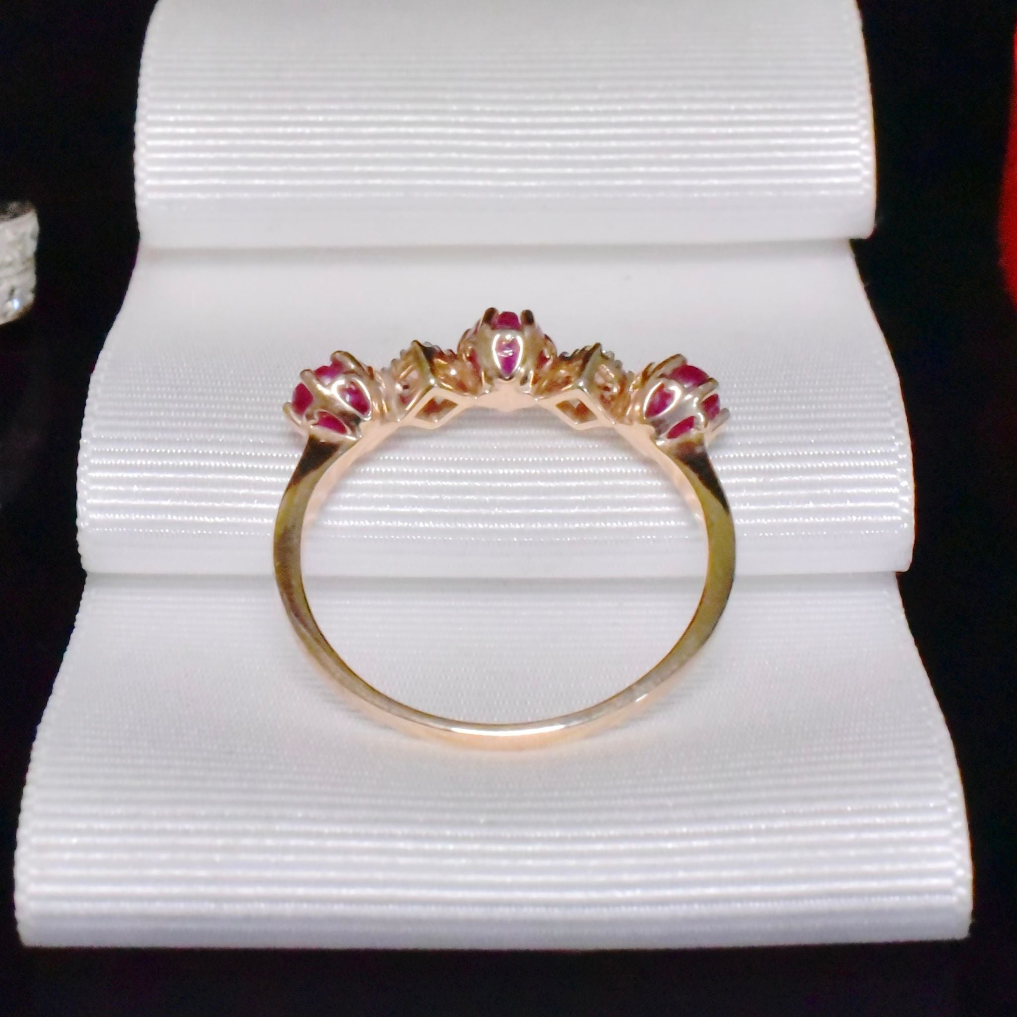 Contemporary 10ct Yellow Gold Carved Ruby And Diamond Ring - Birmingham 2018